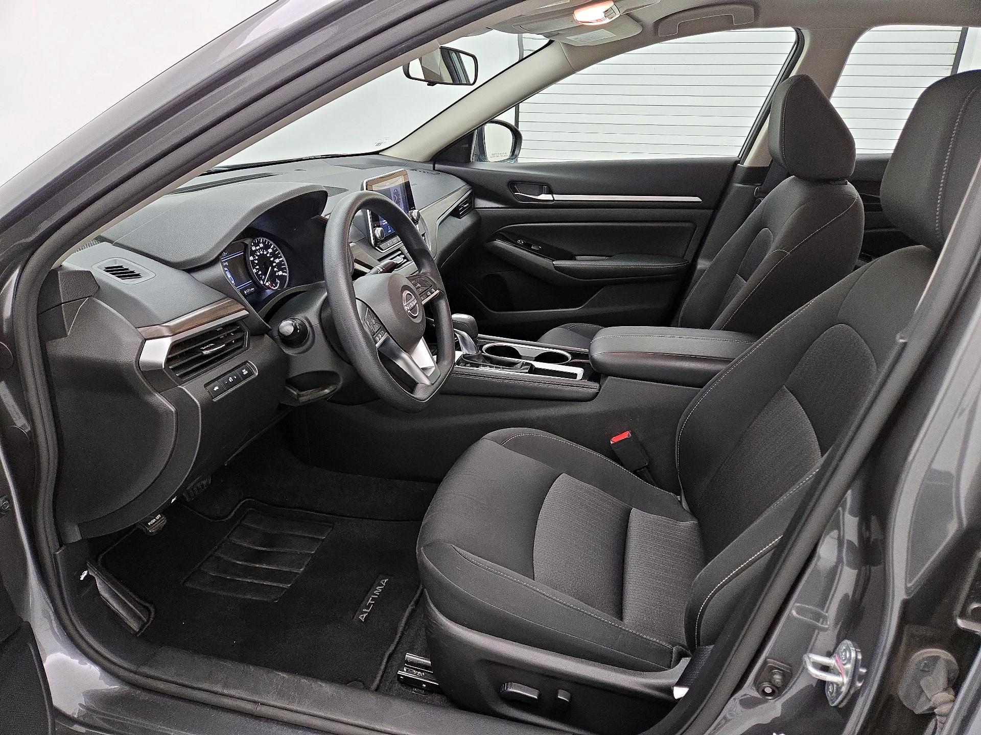 Thumbnail: 2023 Nissan Altima - 11