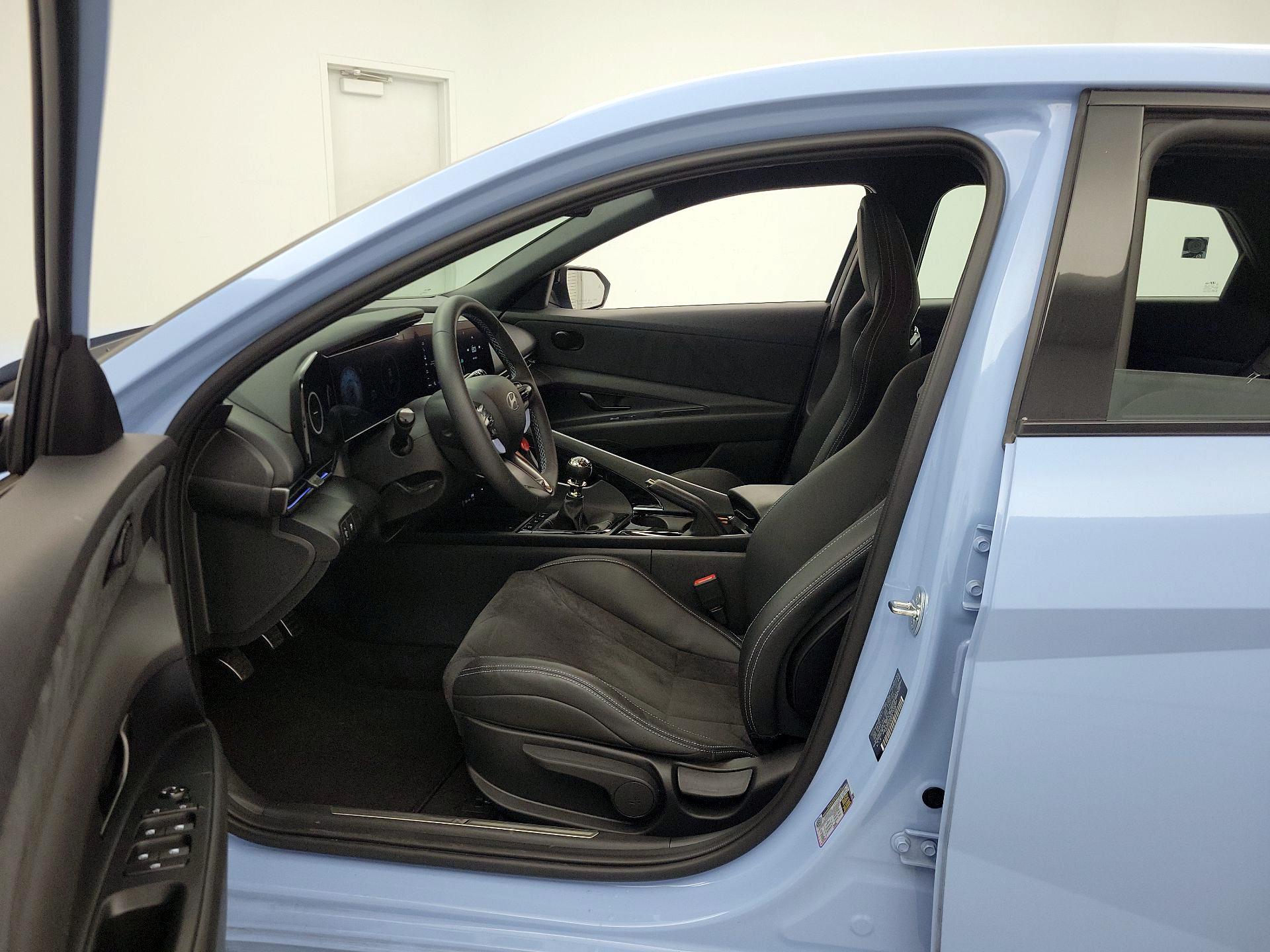 Thumbnail: 2024 Hyundai Elantra - 11