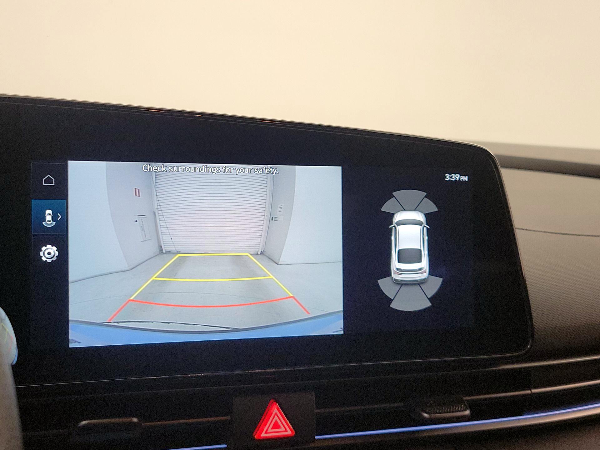 Thumbnail: 2024 Hyundai Elantra - 15