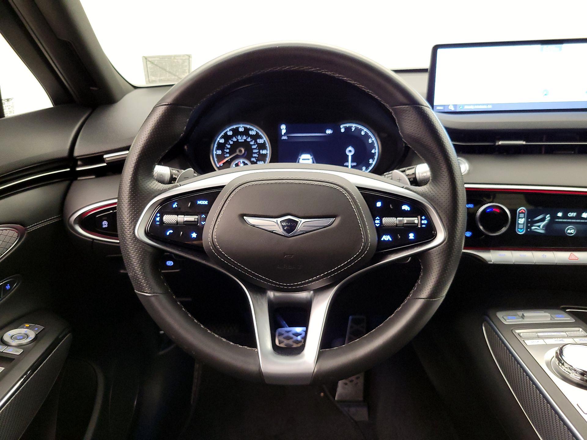 Thumbnail: 2022 Genesis GV70 - 10