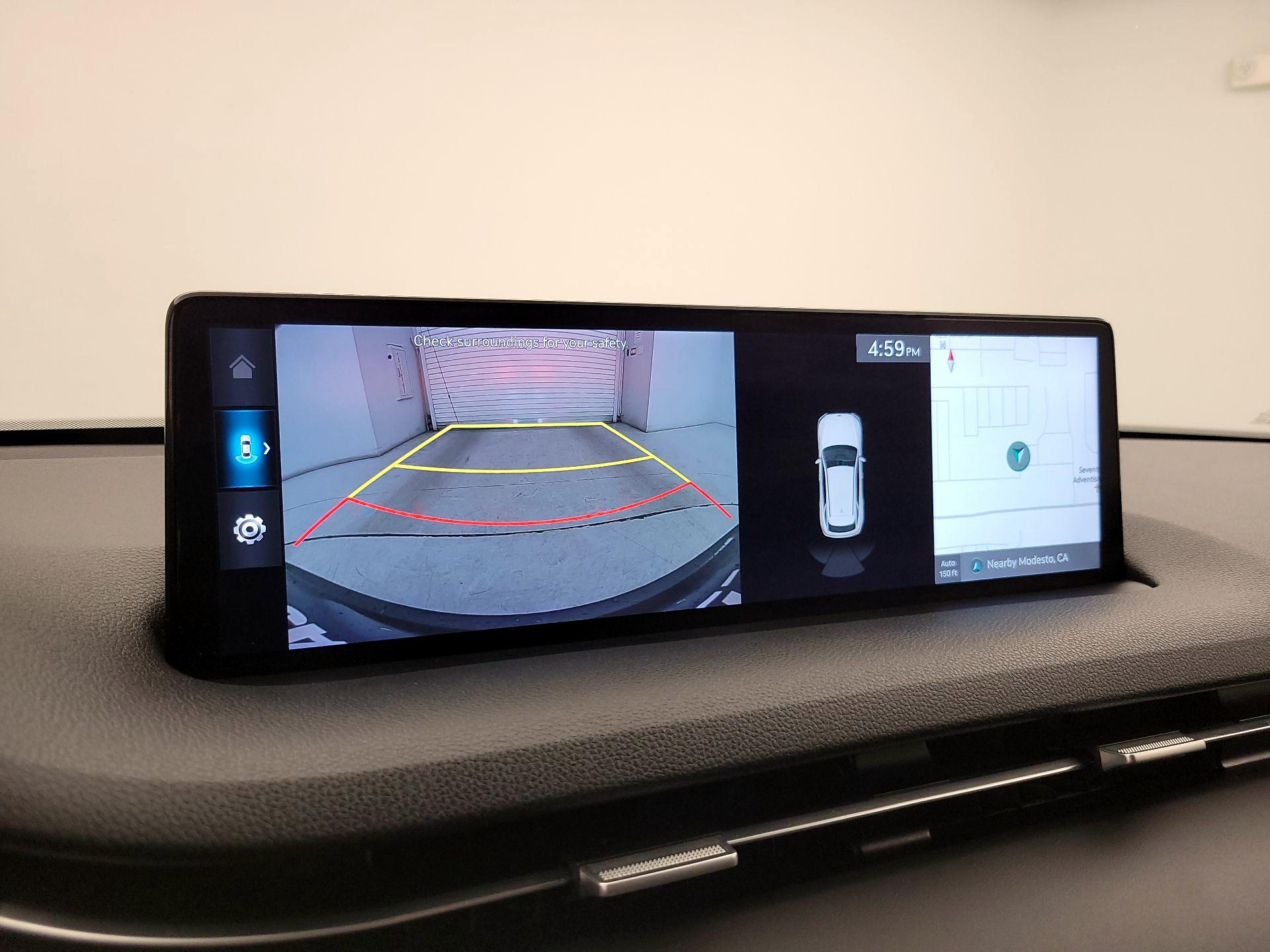 Thumbnail: 2022 Genesis GV70 - 15