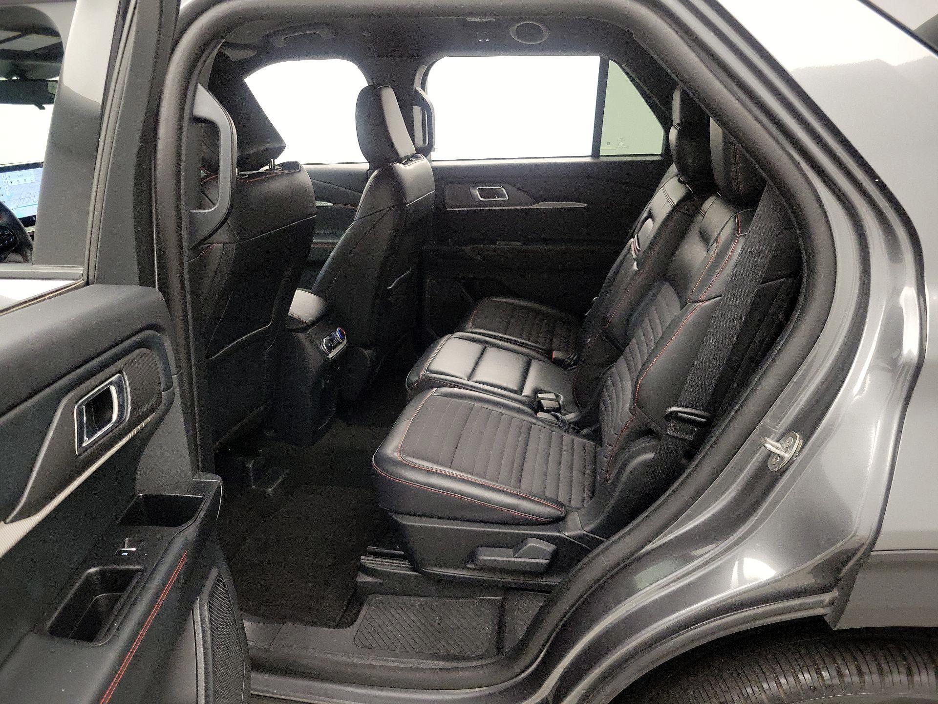 Thumbnail: 2025 Ford Explorer - 20