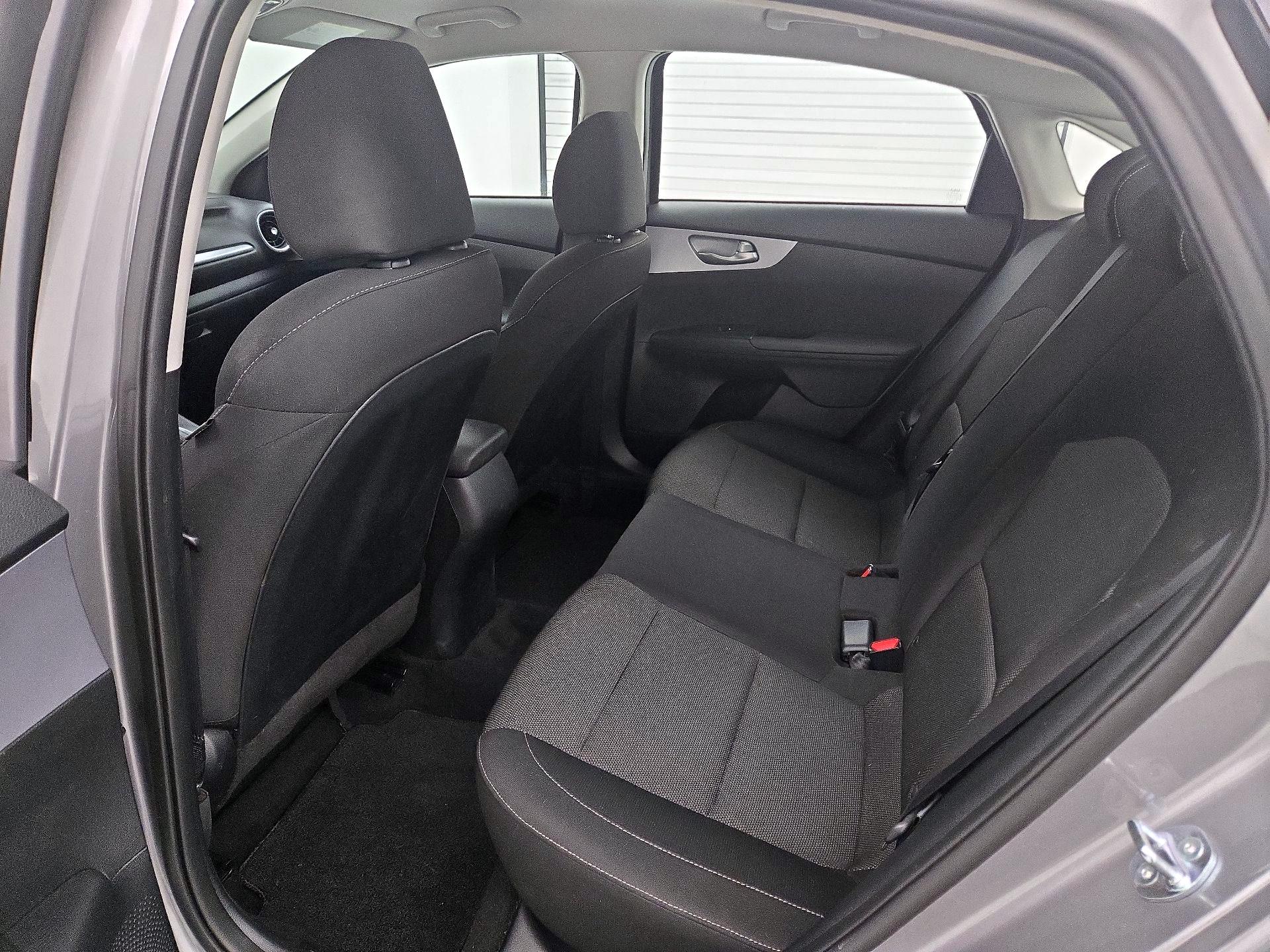 Thumbnail: 2024 Kia Forte - 18