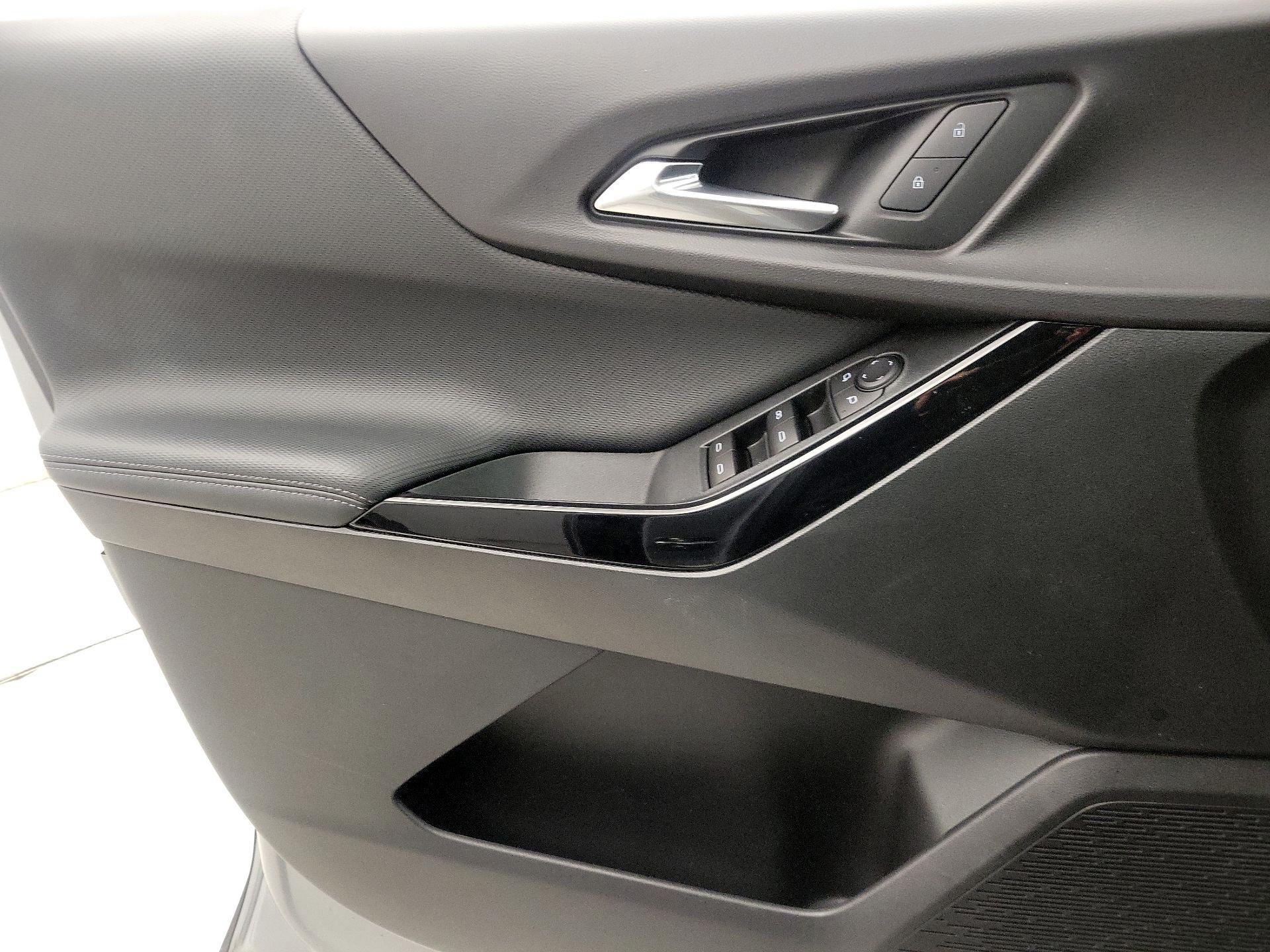 Thumbnail: 2025 Chevrolet Equinox - 12