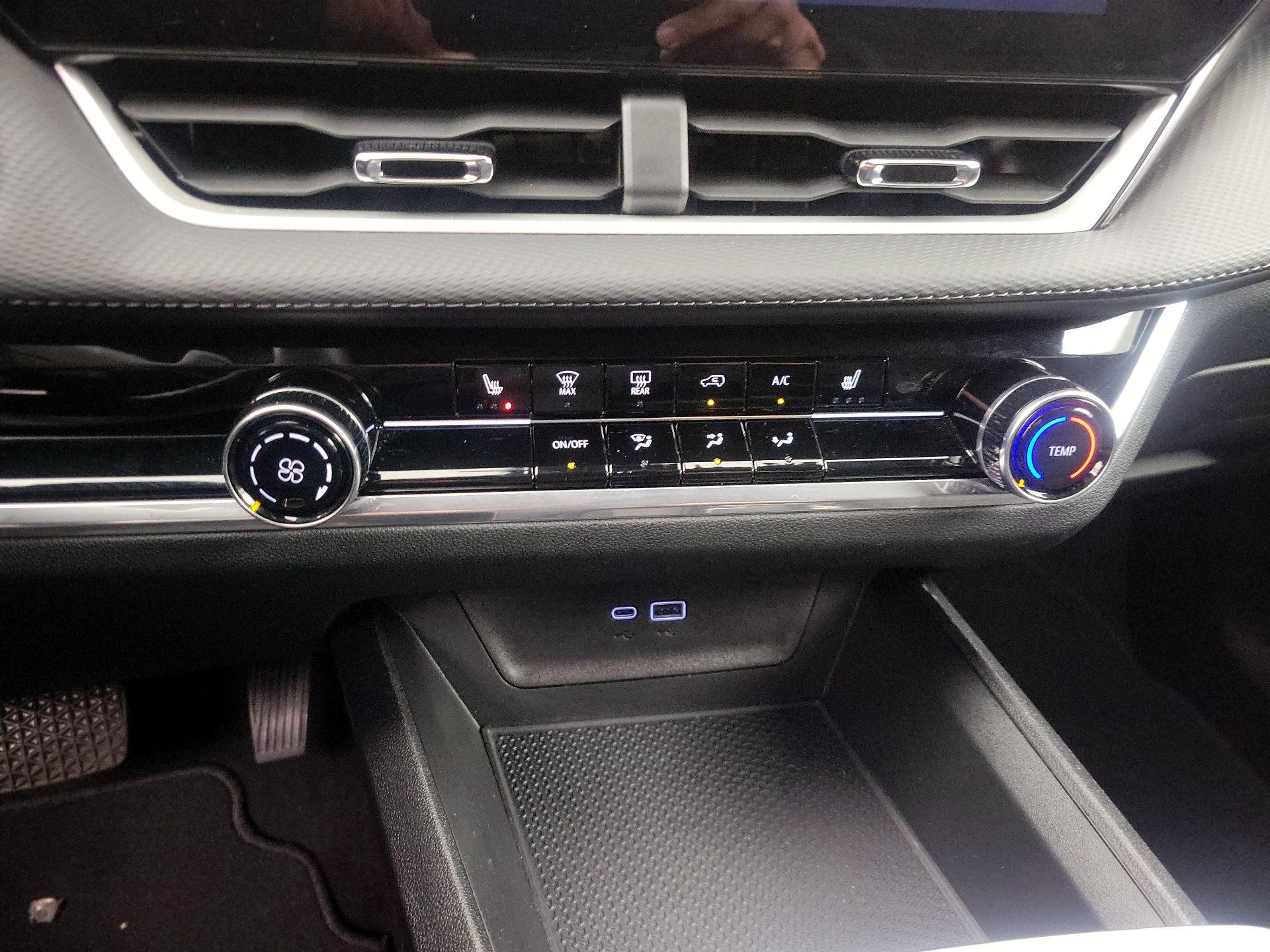 Thumbnail: 2025 Chevrolet Equinox - 17