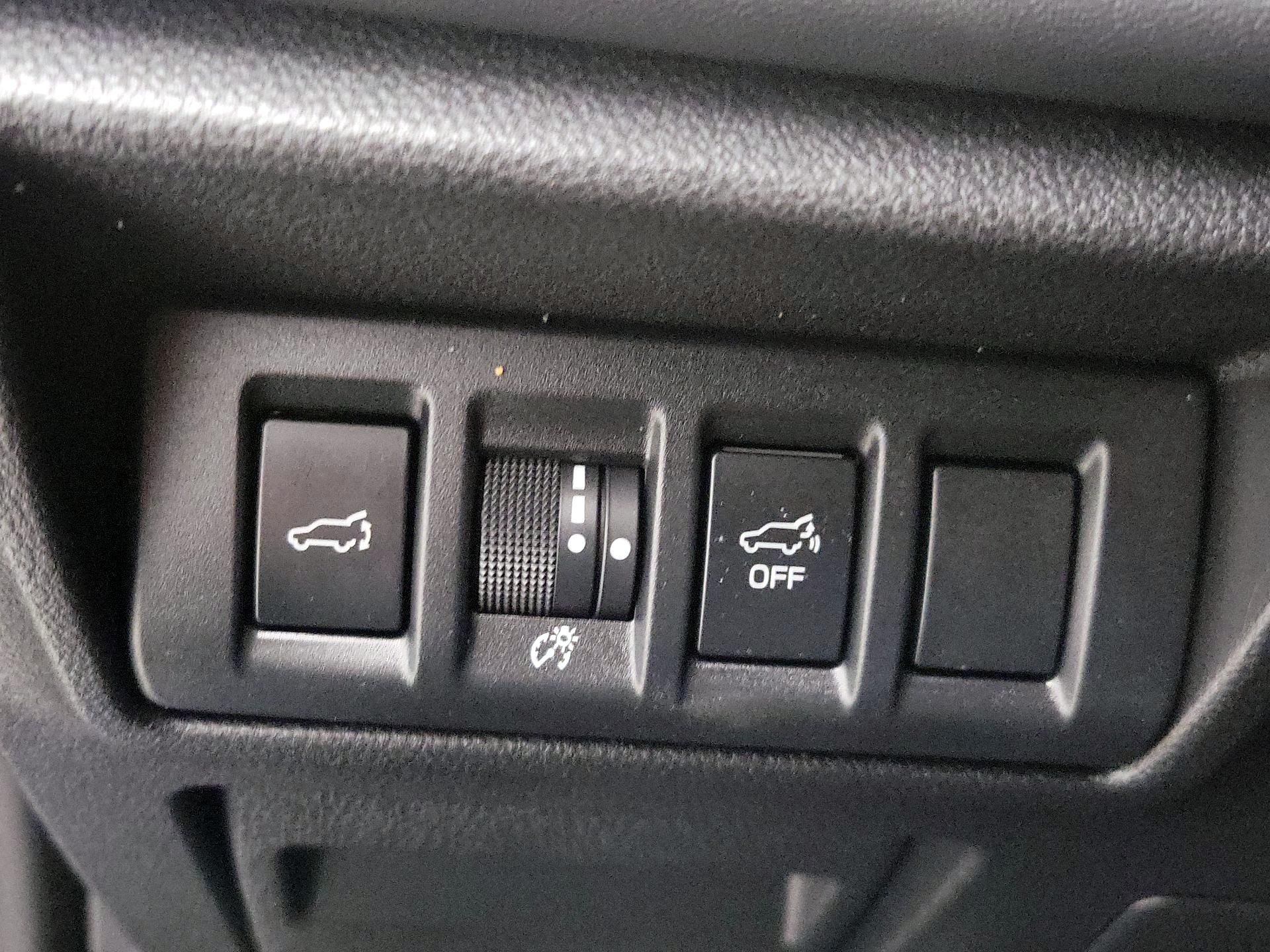 Thumbnail: 2022 Subaru Outback - 13