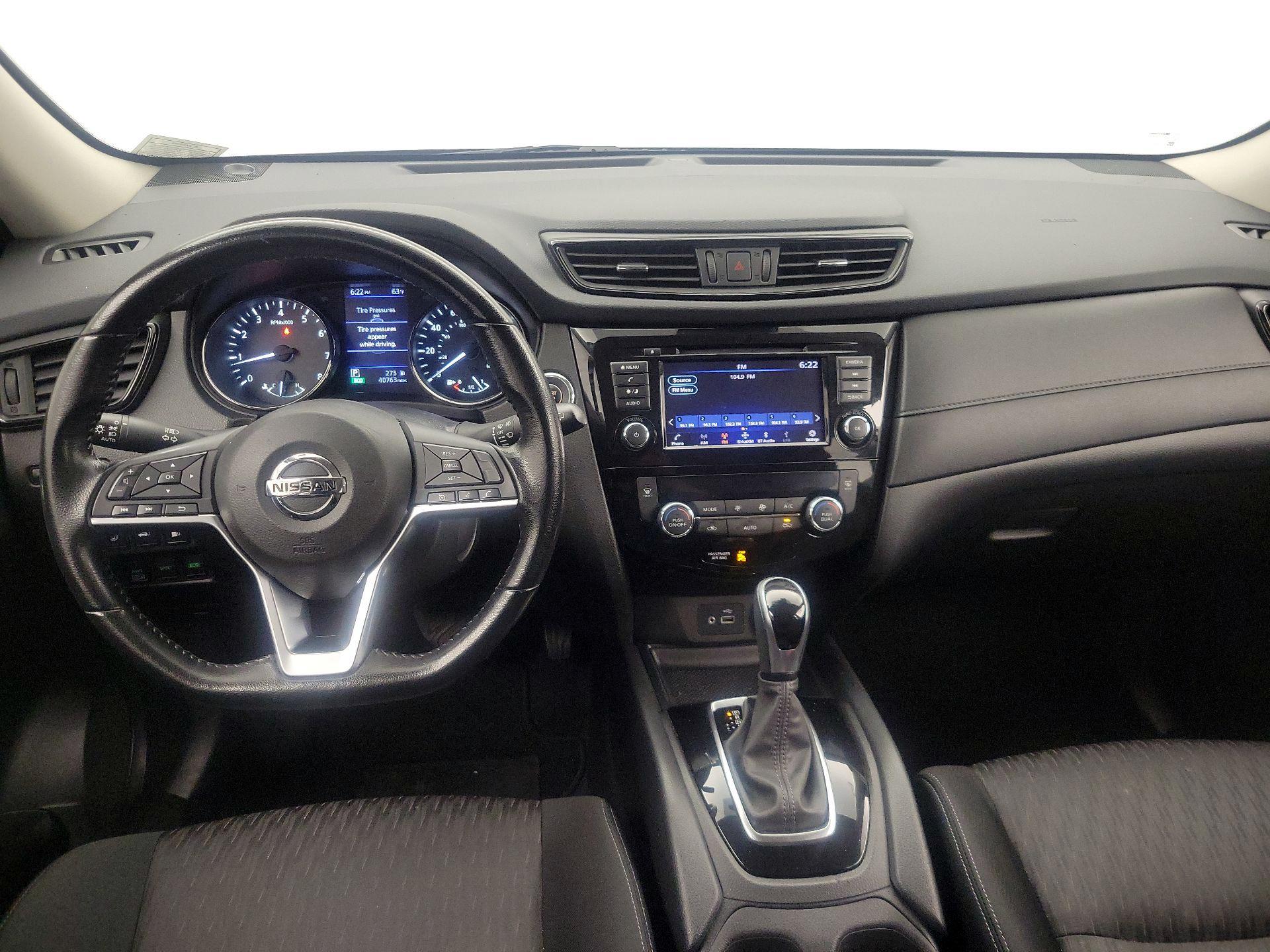 Thumbnail: 2020 Nissan Rogue - 9