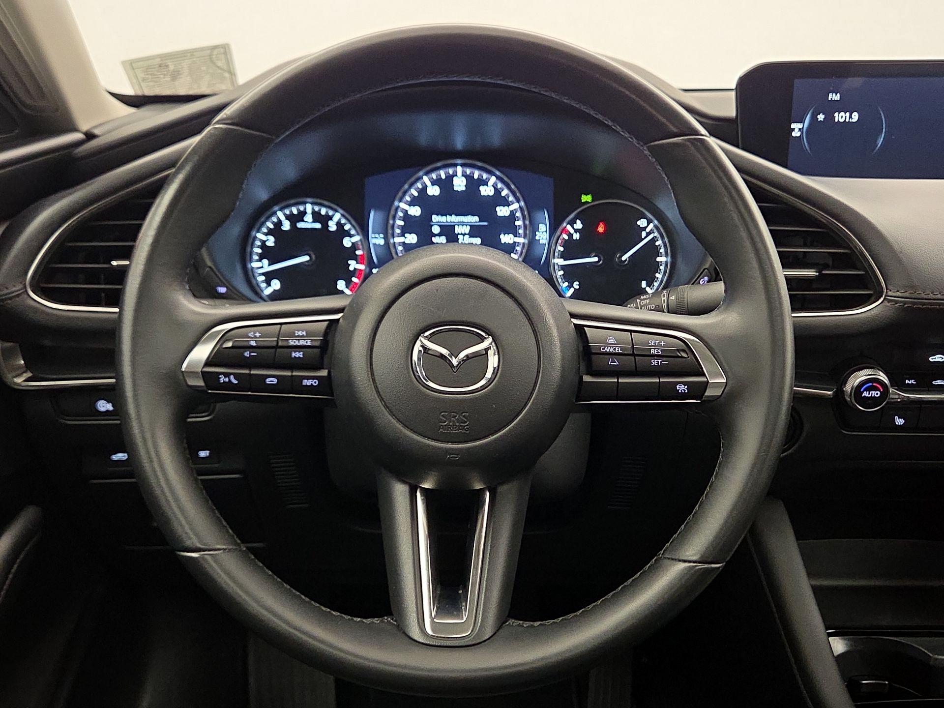 Thumbnail: 2025 Mazda Mazda3 - 10