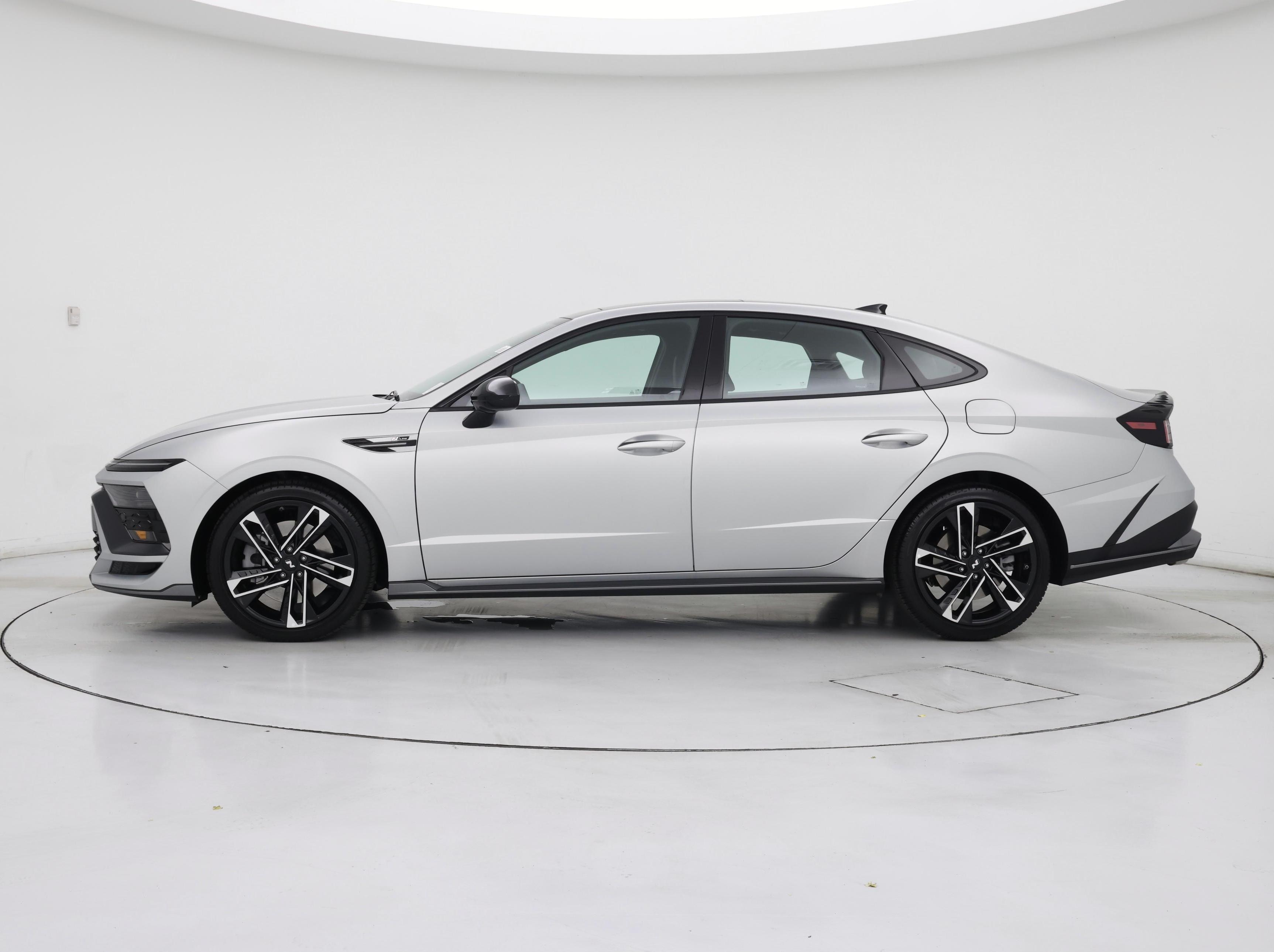 Thumbnail: 2025 Hyundai Sonata - 3
