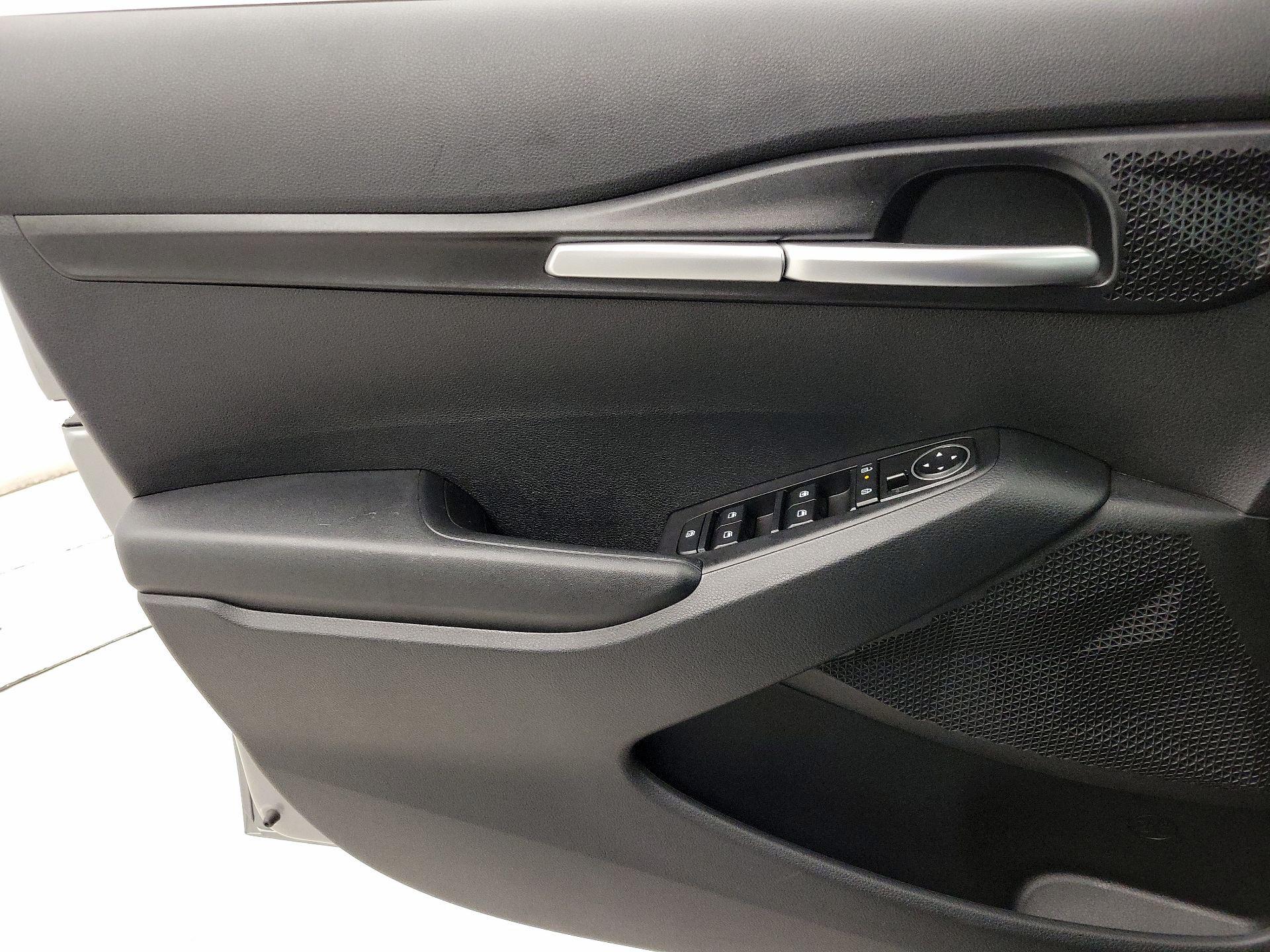 Thumbnail: 2024 Kia Seltos - 12