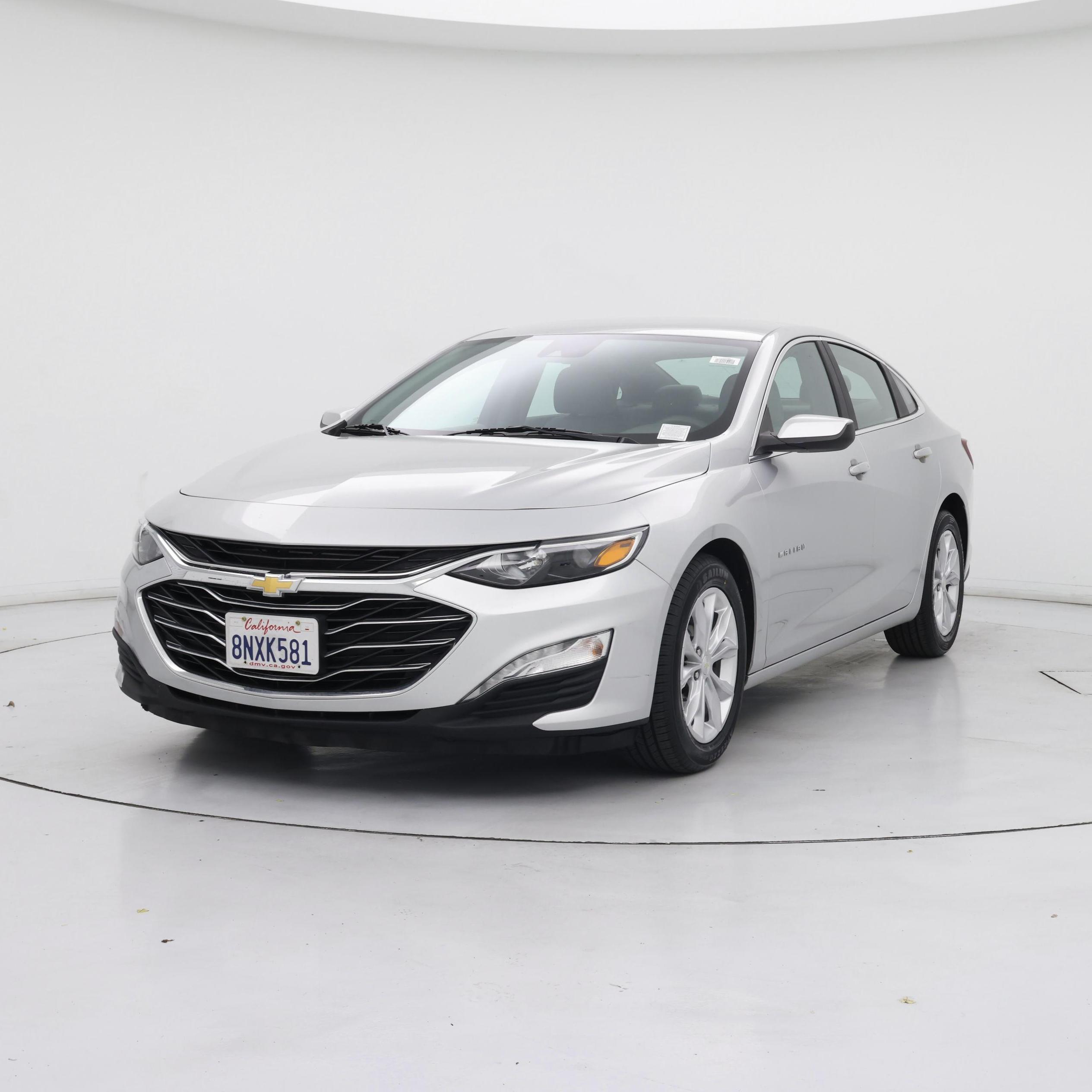 Thumbnail: 2020 Chevrolet Malibu - 4