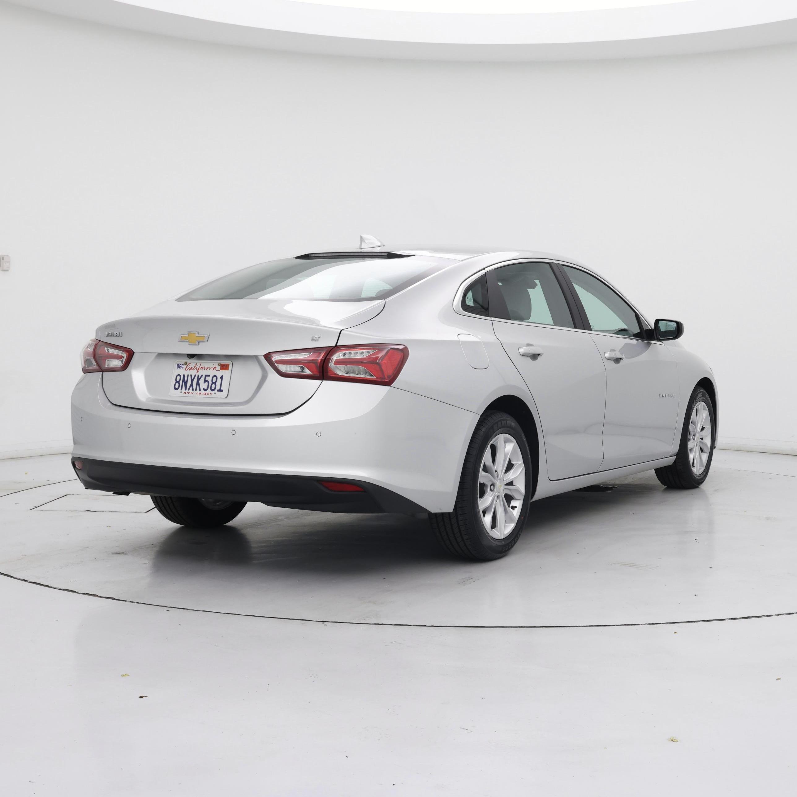 Thumbnail: 2020 Chevrolet Malibu - 8