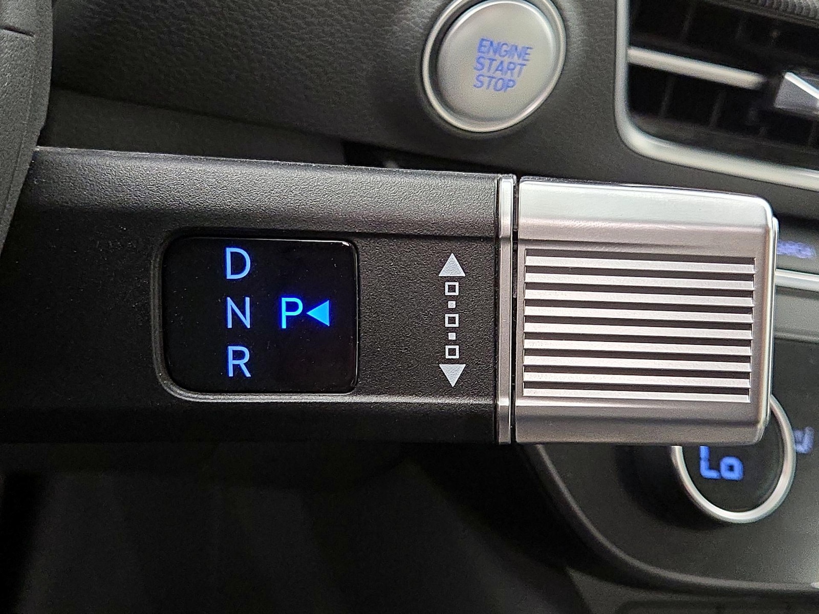2025 Hyundai Sonata SEL - Photo 18