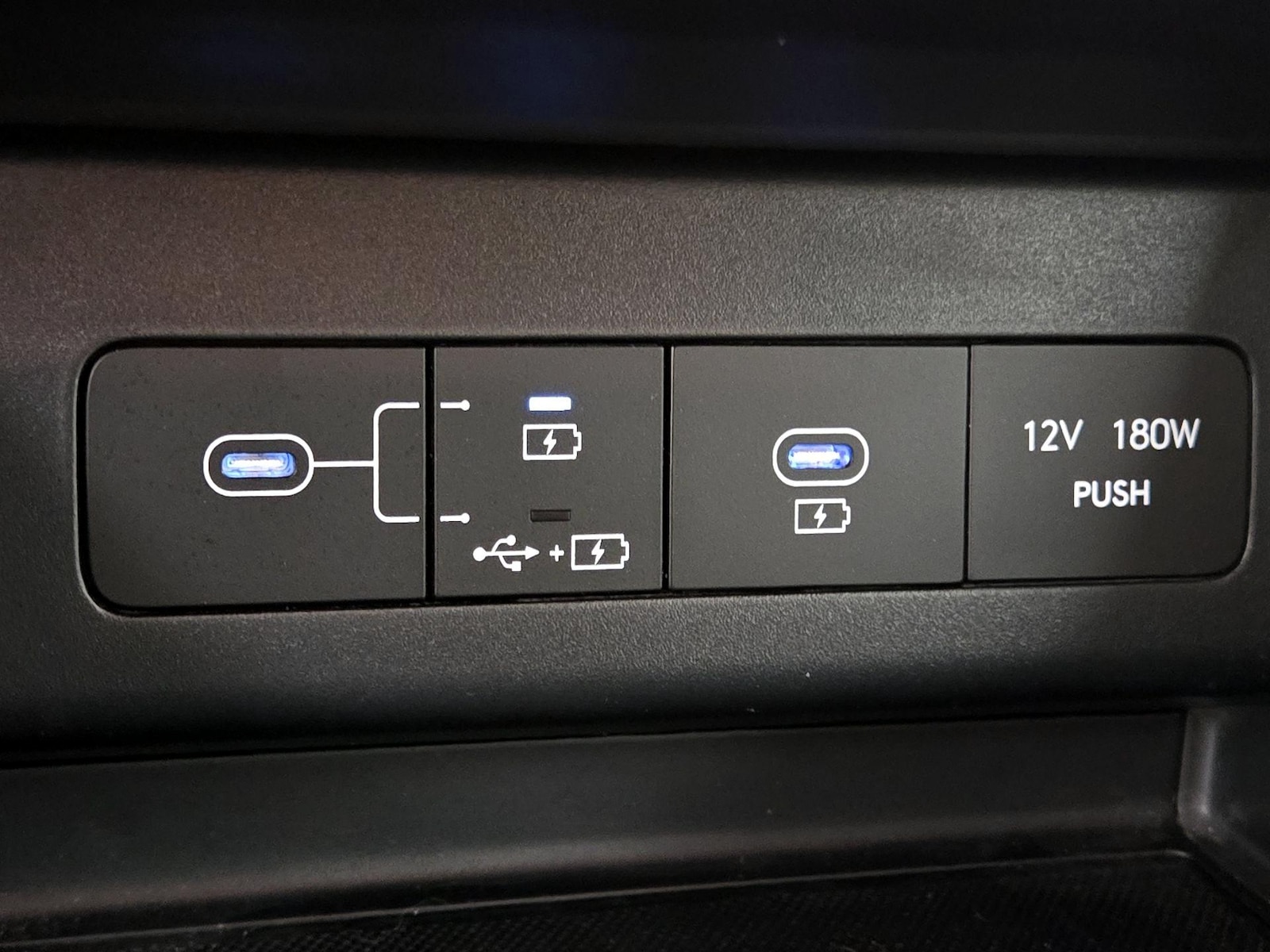2025 Hyundai Sonata SEL - Photo 19