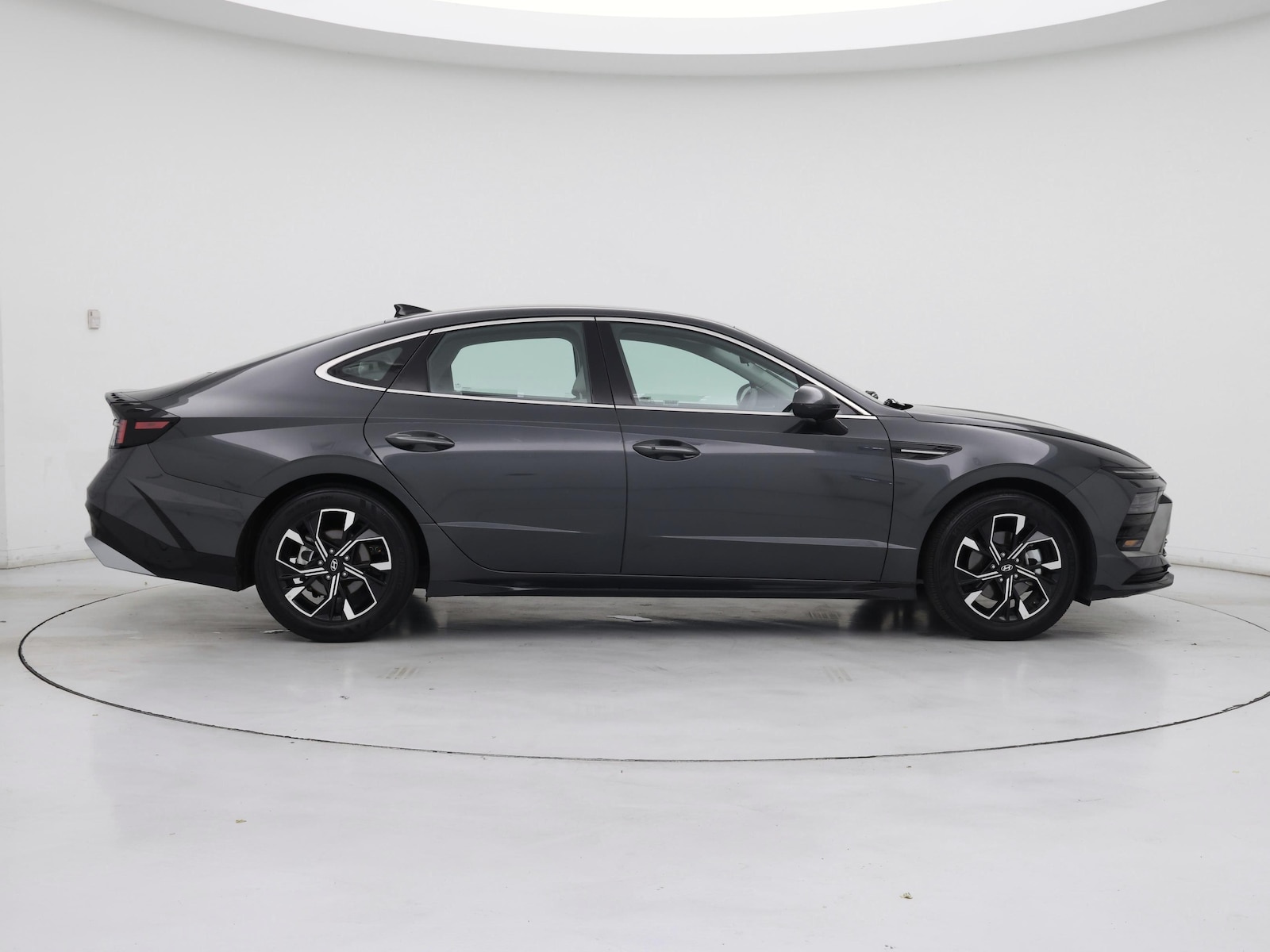 2025 Hyundai Sonata SEL - Photo 8