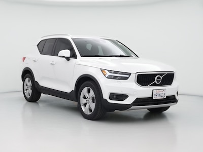2022 Volvo XC40 T5 Momentum