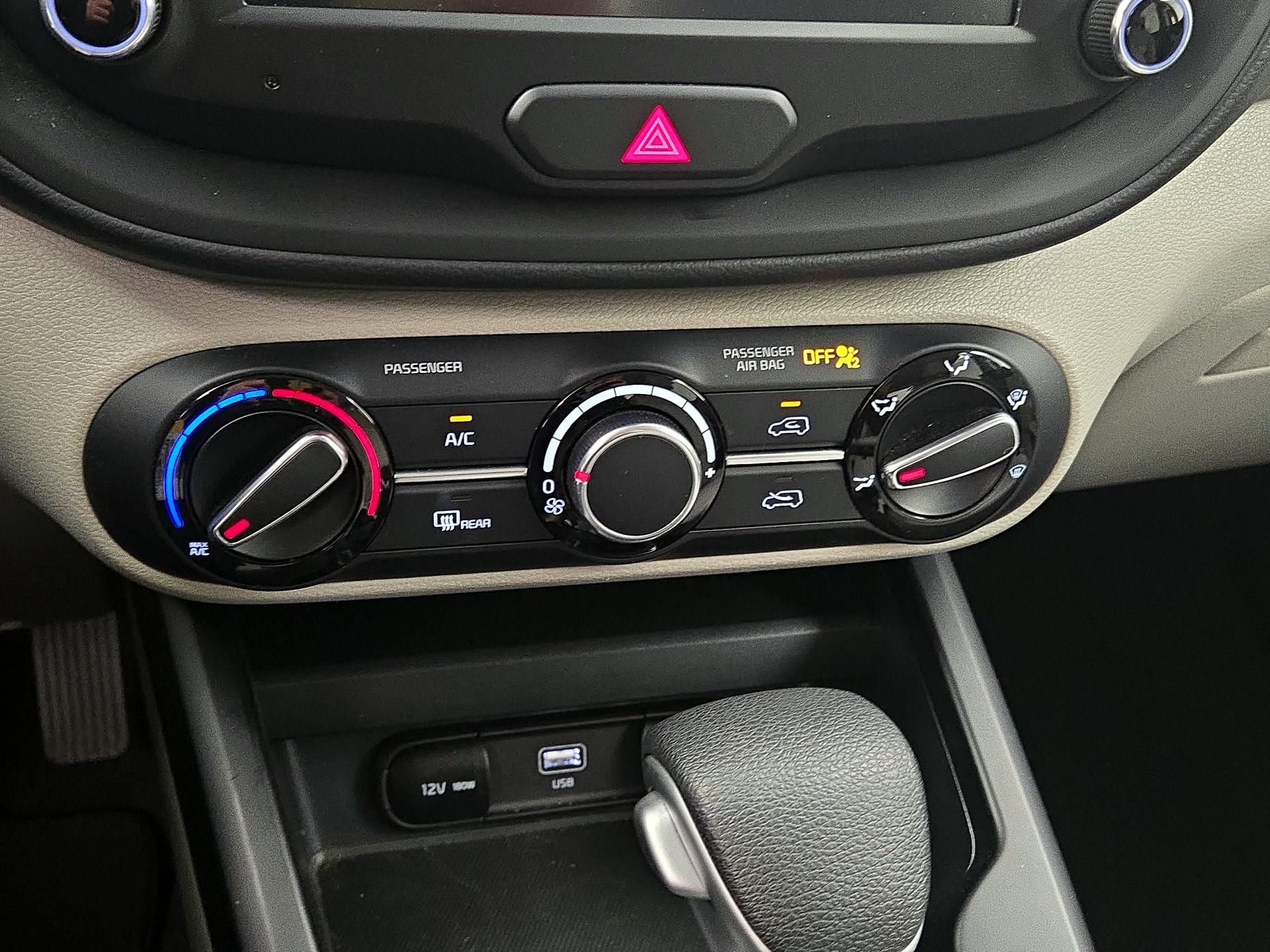 Thumbnail: 2023 Kia Soul - 16