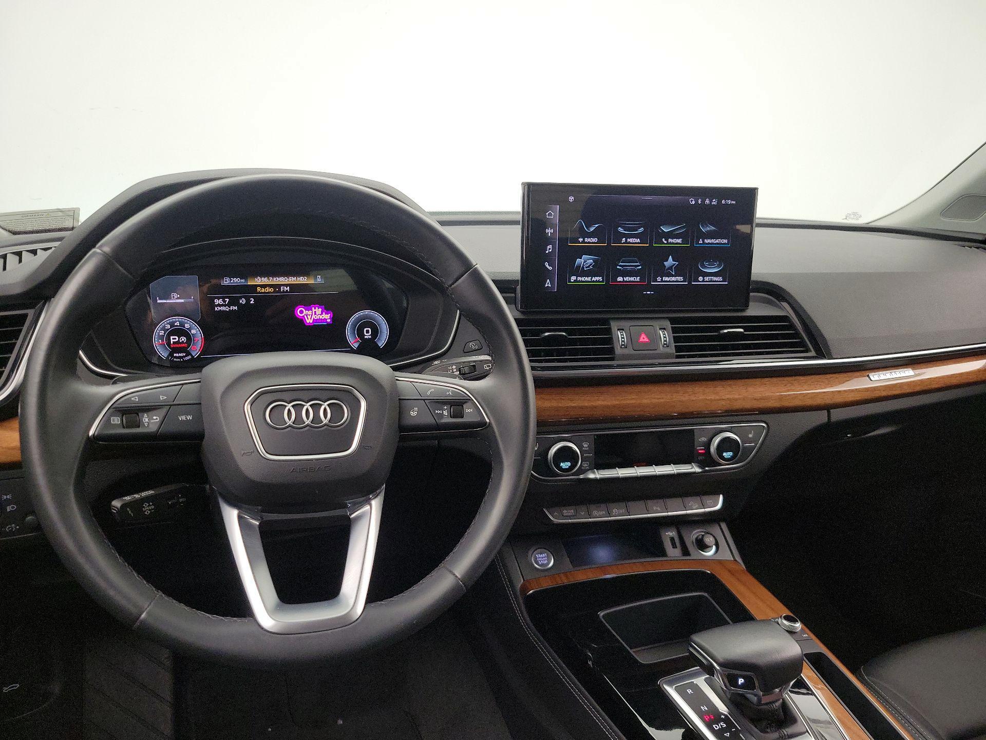 Thumbnail: 2023 Audi Q5 - 9