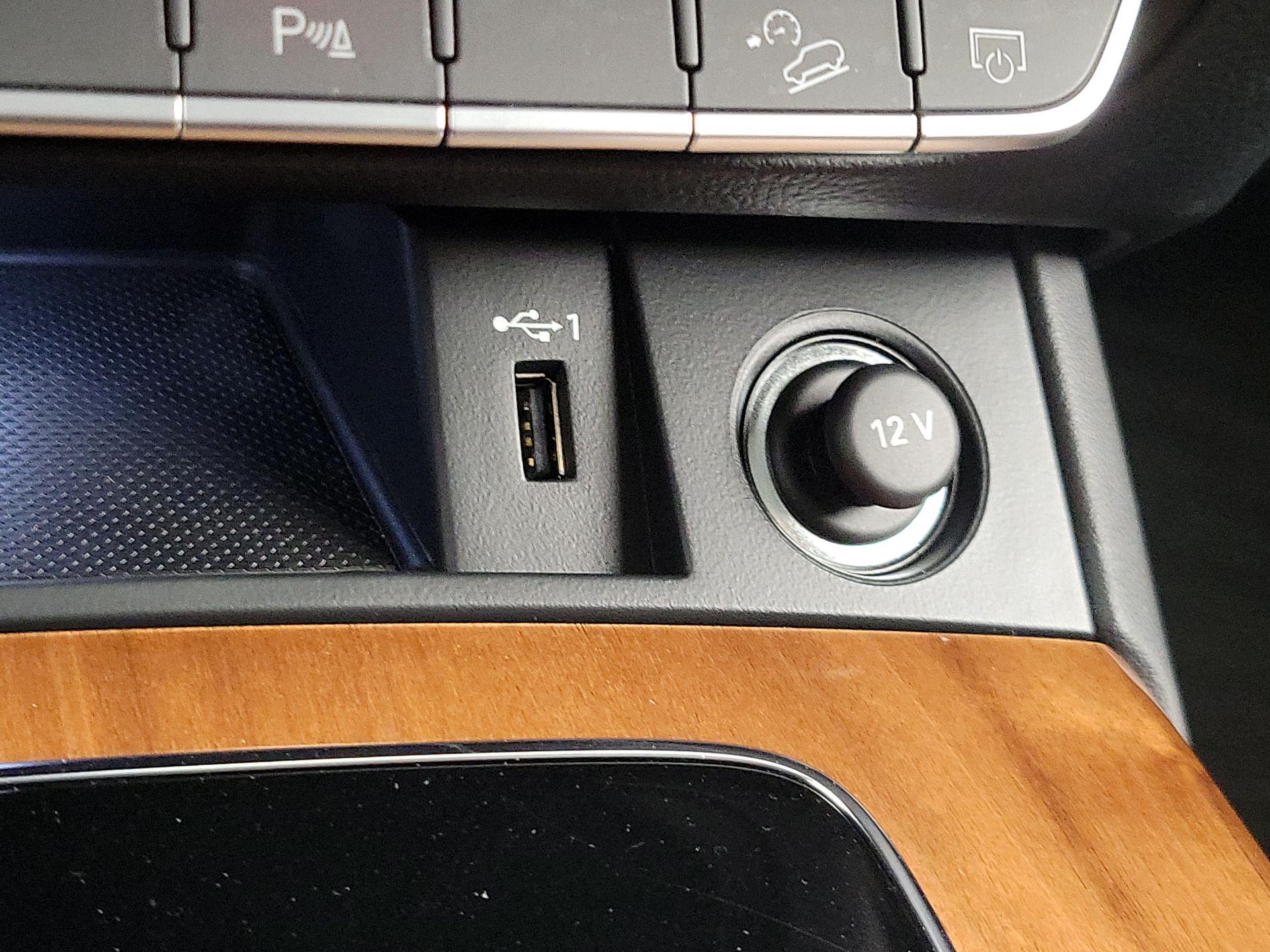 Thumbnail: 2023 Audi Q5 - 18