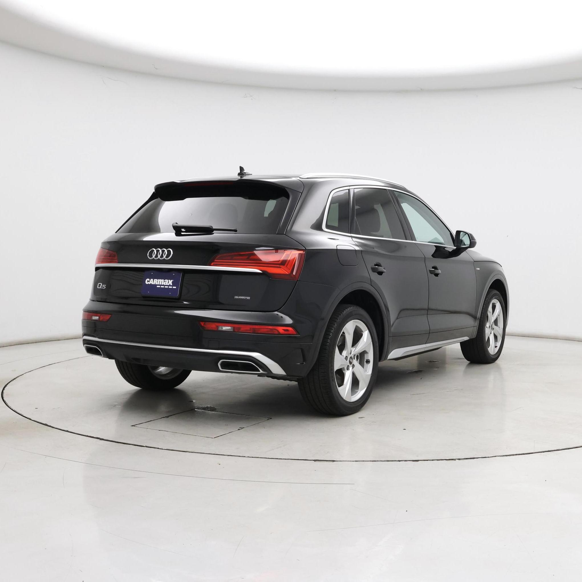Thumbnail: 2023 Audi Q5 - 8