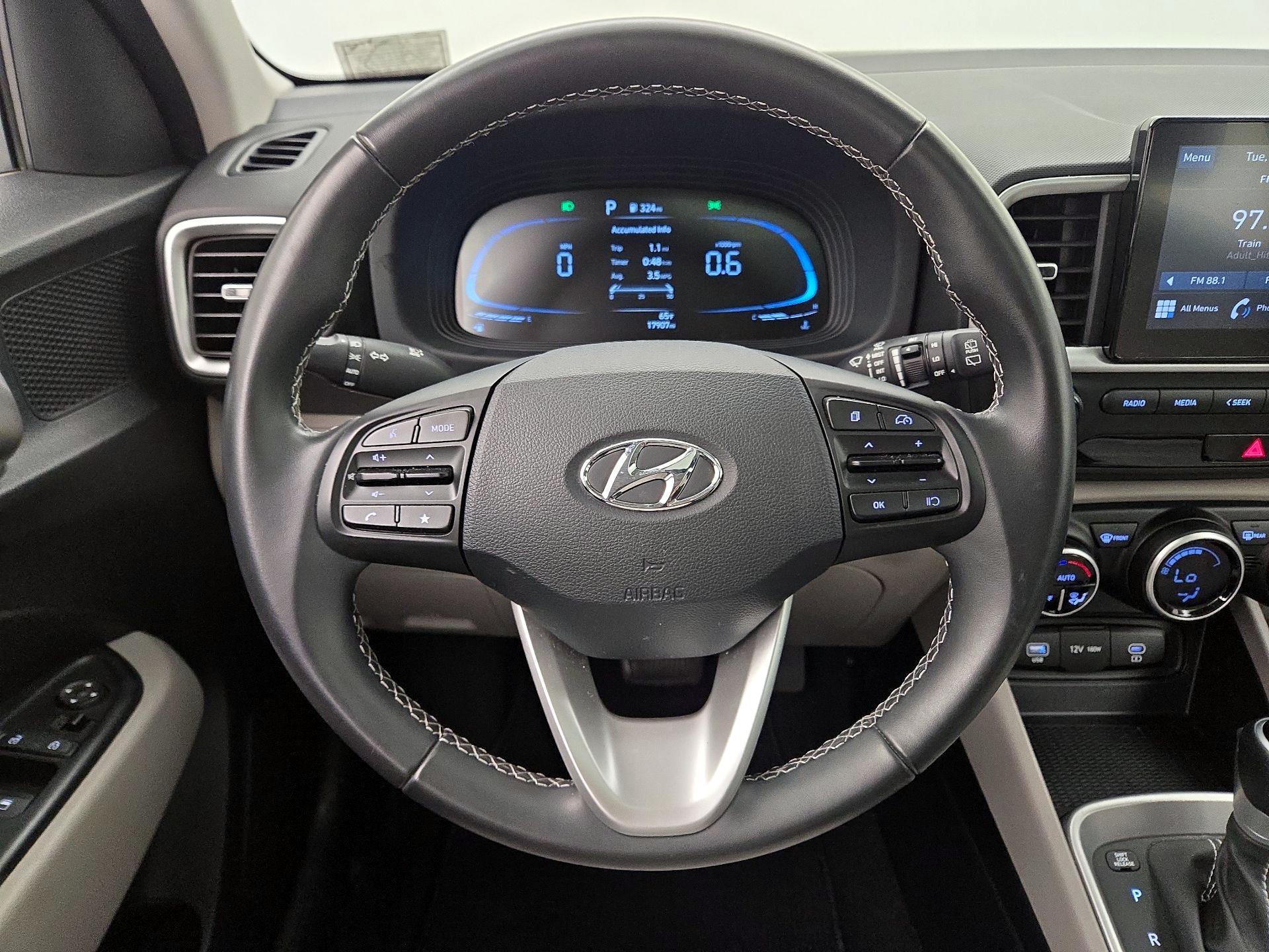 Thumbnail: 2025 Hyundai Venue - 10