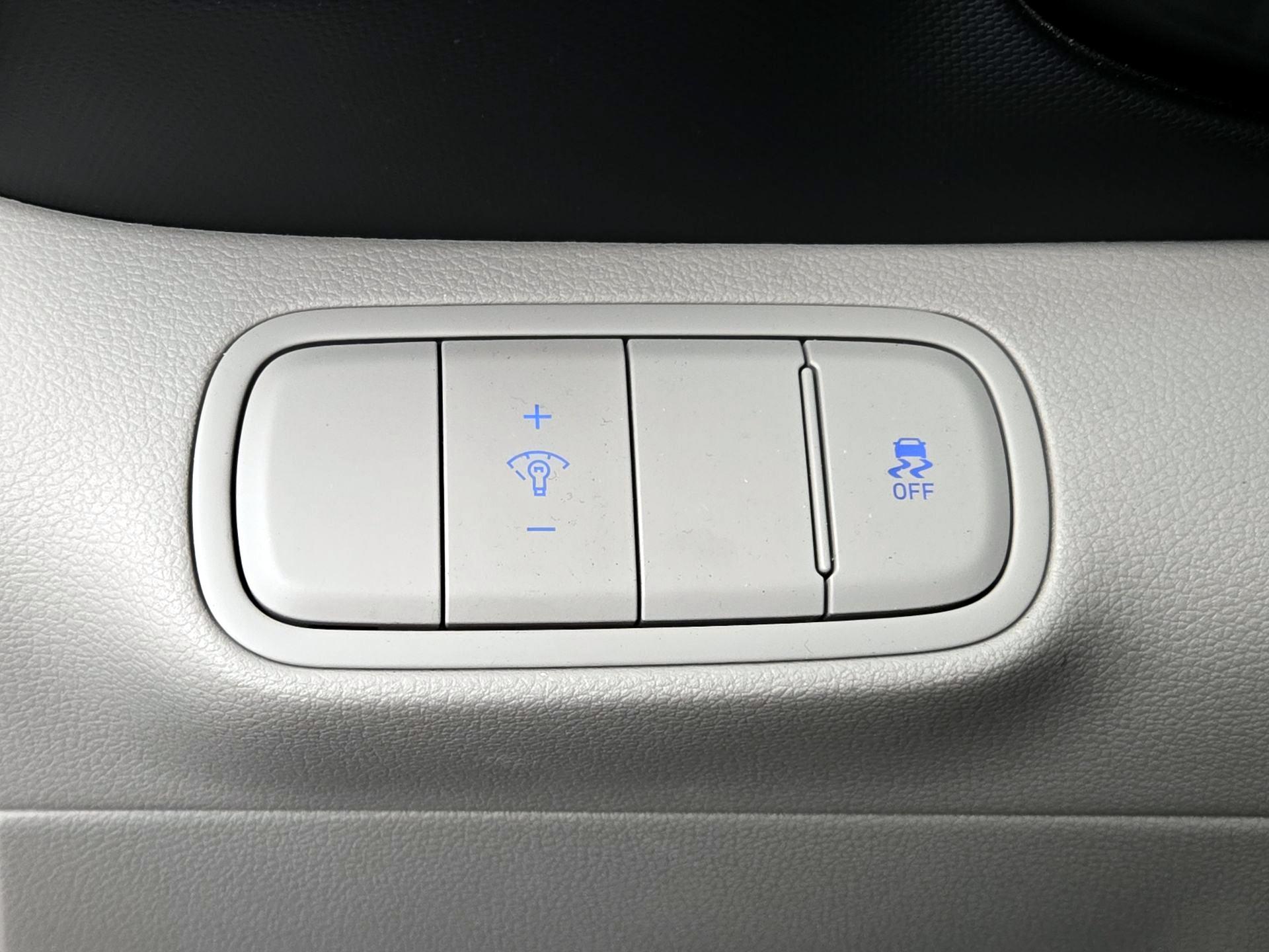 Thumbnail: 2025 Hyundai Venue - 13