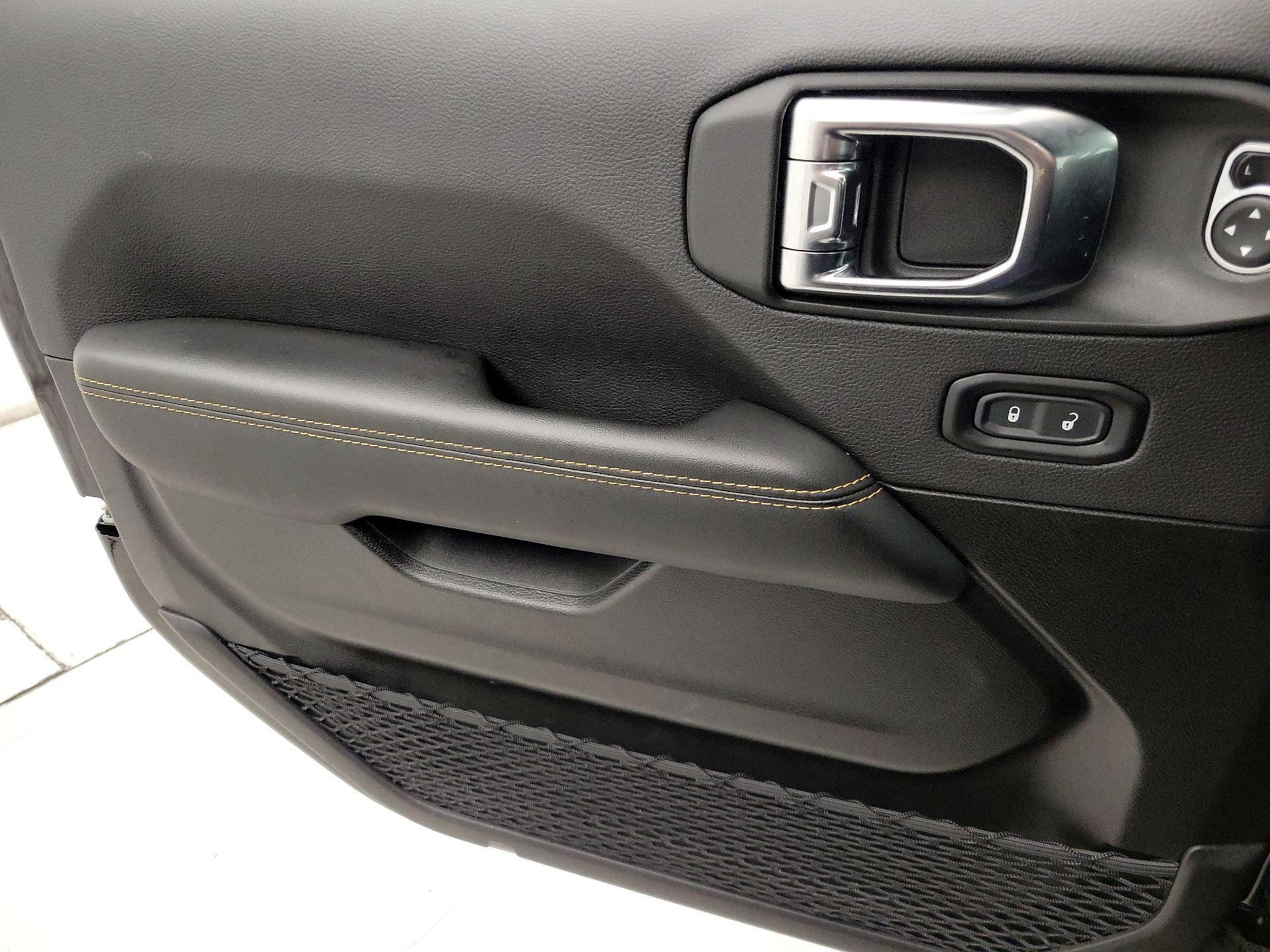 Thumbnail: 2025 Jeep Wrangler - 12