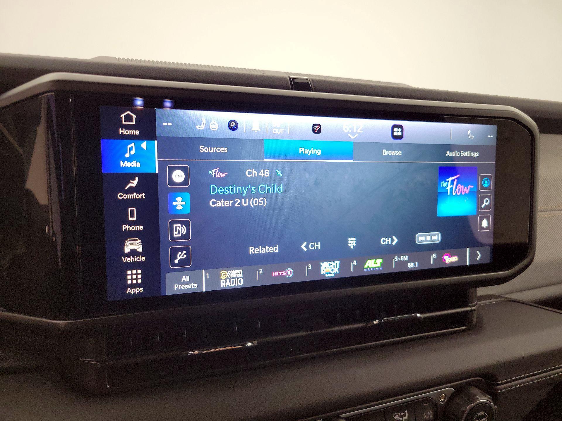 Thumbnail: 2025 Jeep Wrangler - 15