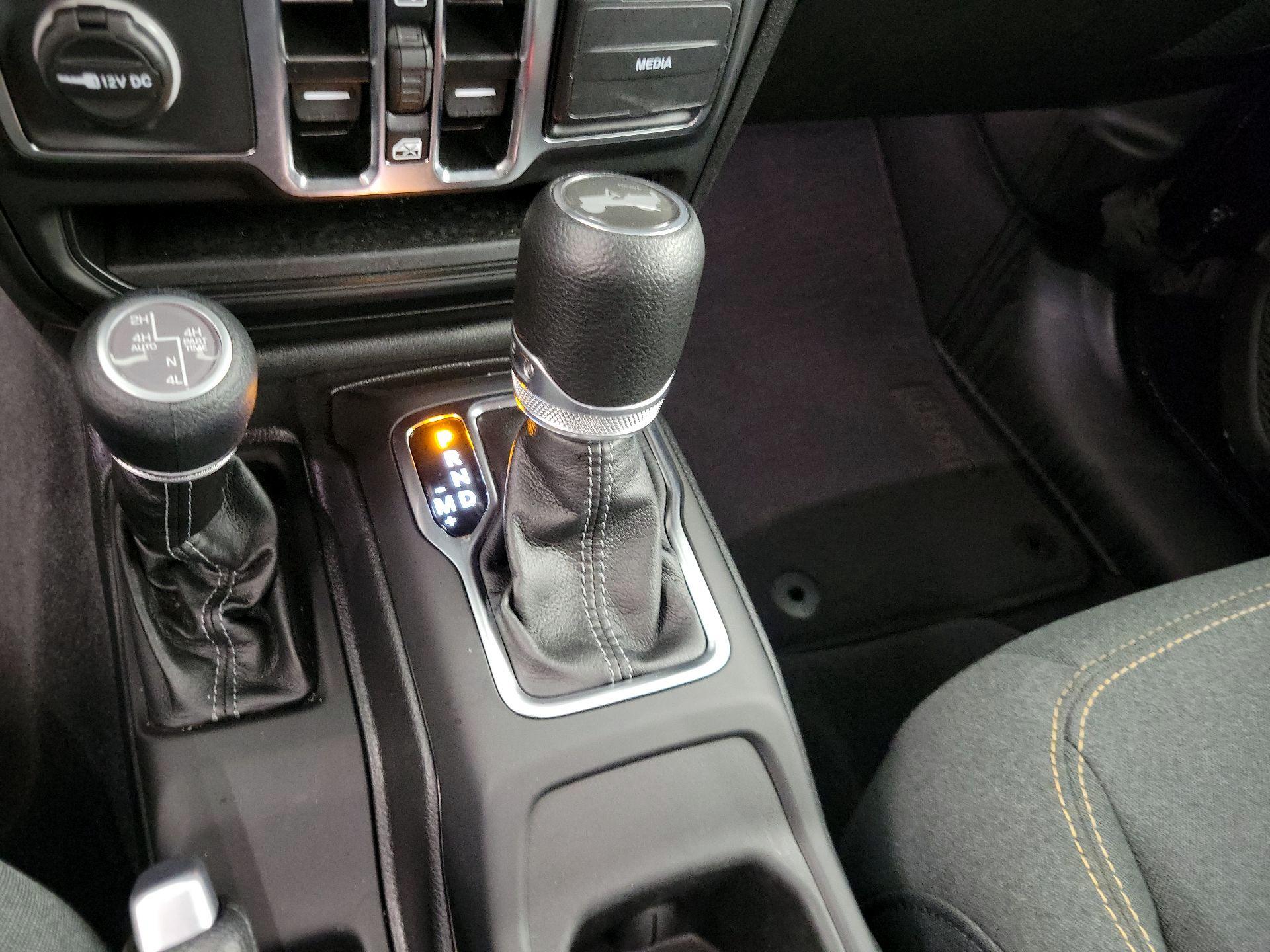 Thumbnail: 2025 Jeep Wrangler - 17