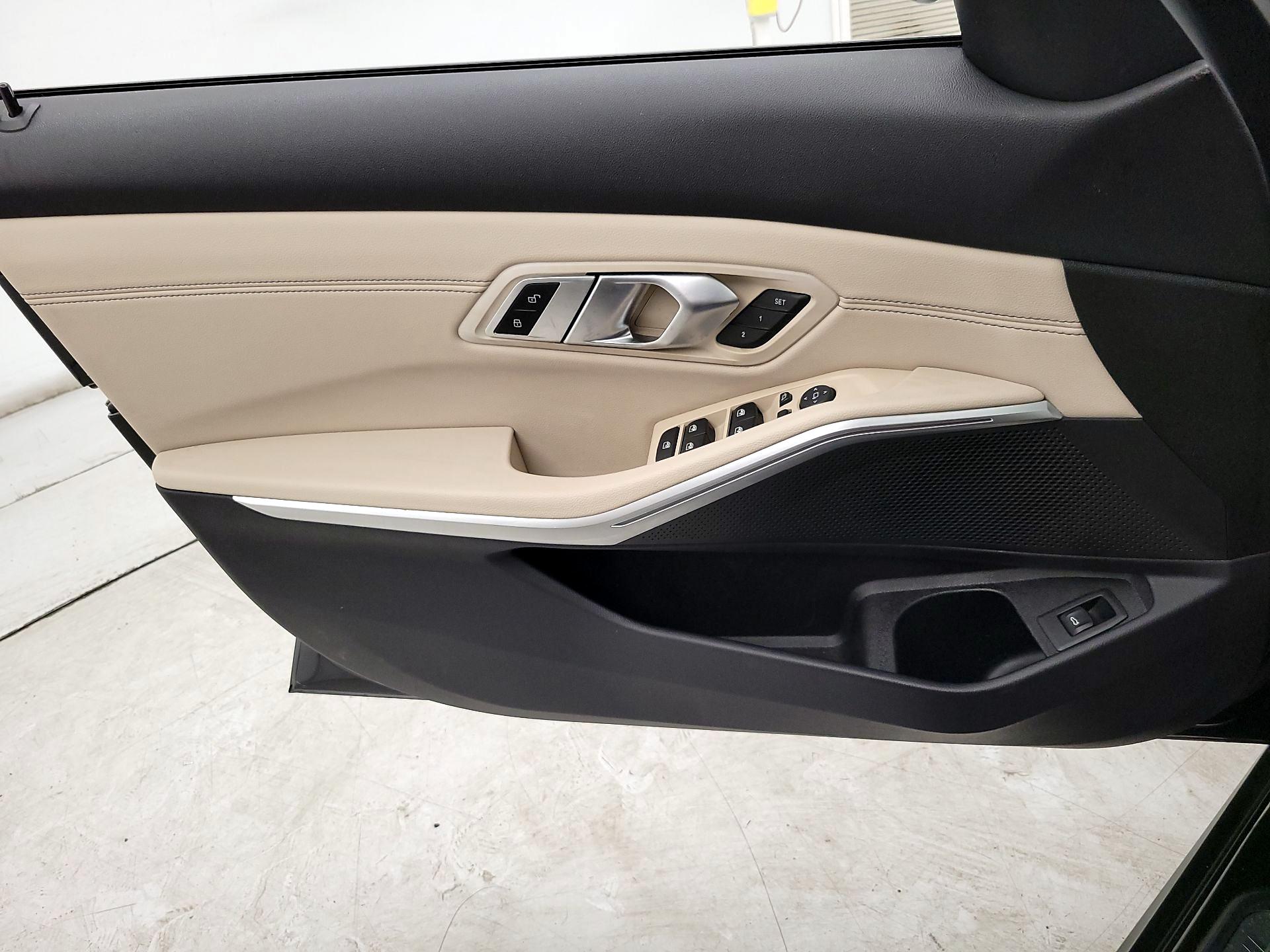 Thumbnail: 2021 BMW 3 Series - 12