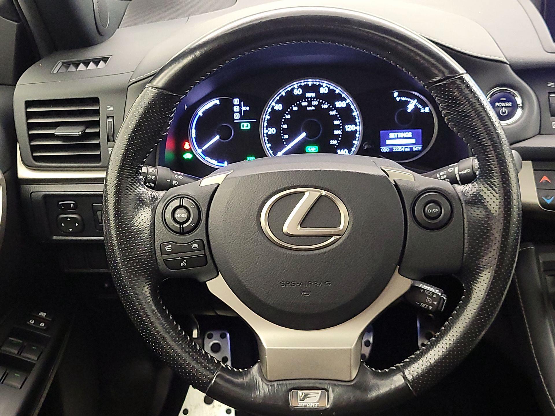 Thumbnail: 2016 Lexus CT - 10