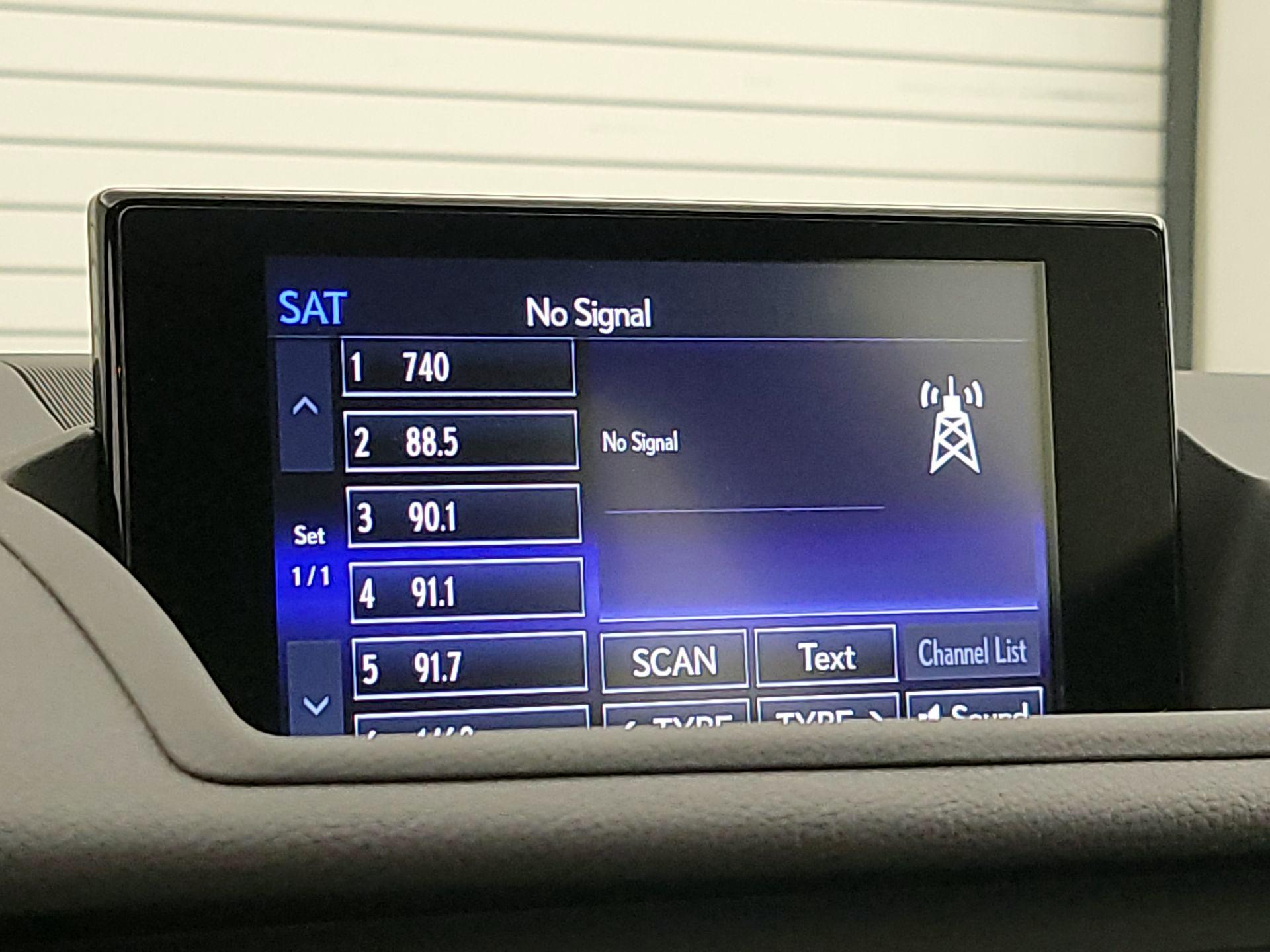 Thumbnail: 2016 Lexus CT - 16