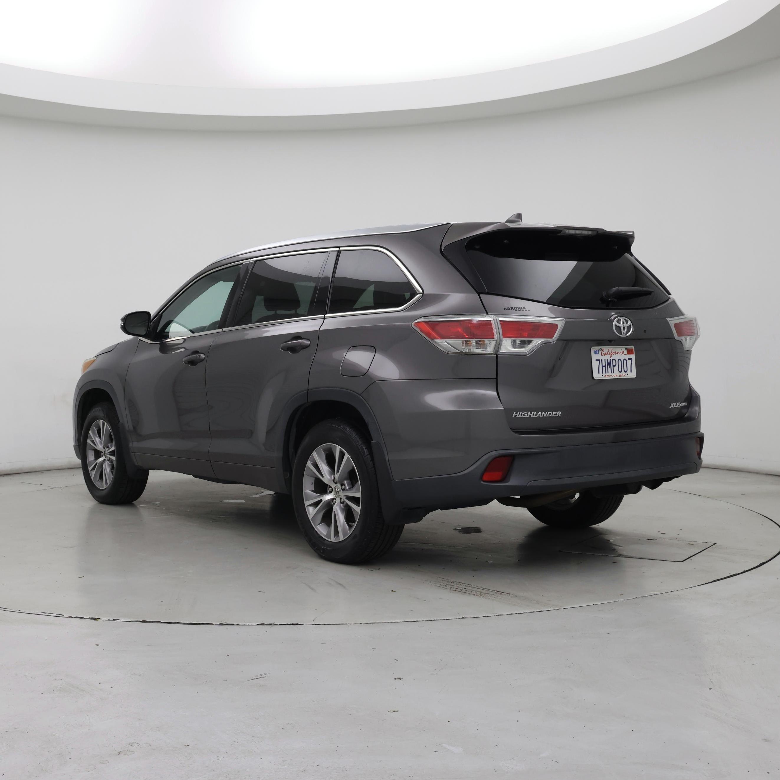 Thumbnail: 2015 Toyota Highlander - 2