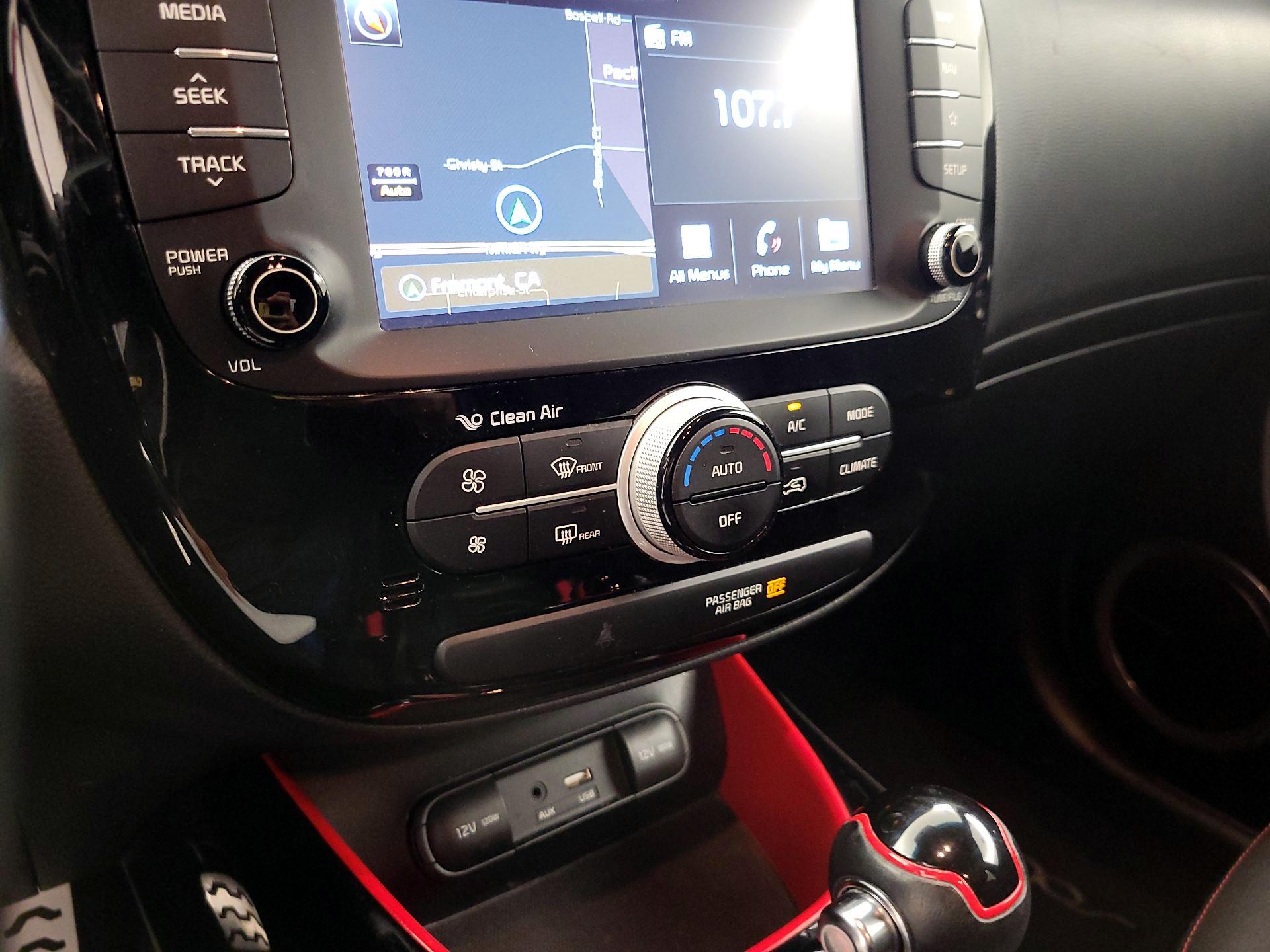 Thumbnail: 2019 Kia Soul - 17