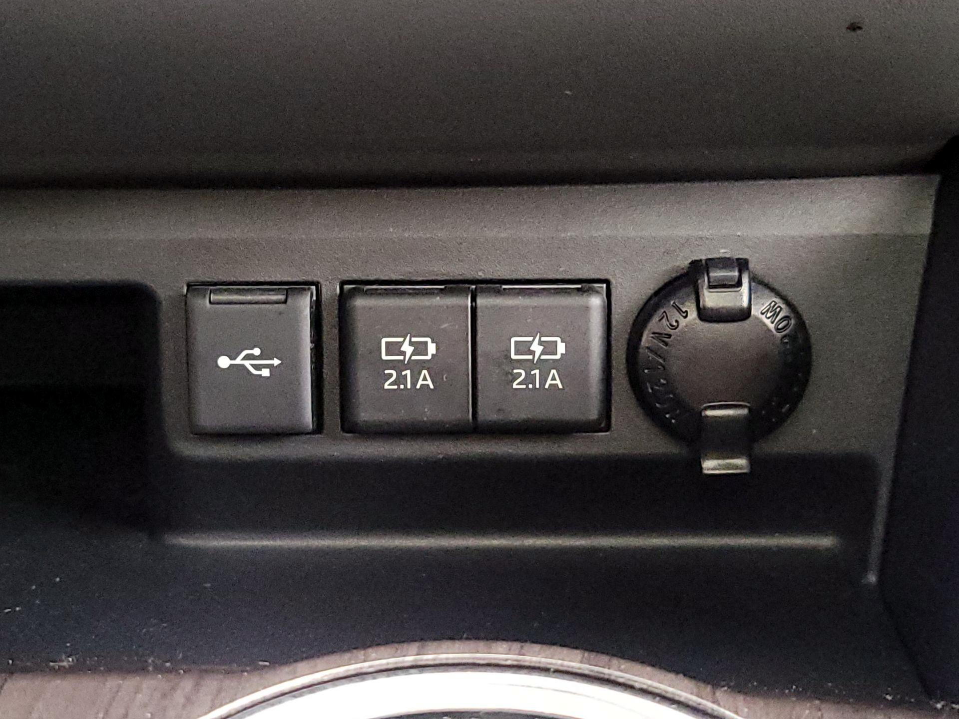 Thumbnail: 2020 Toyota Highlander - 19