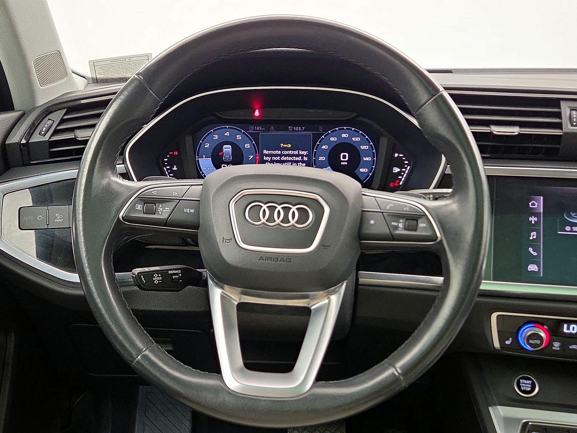 Thumbnail: 2021 Audi Q3 - 10