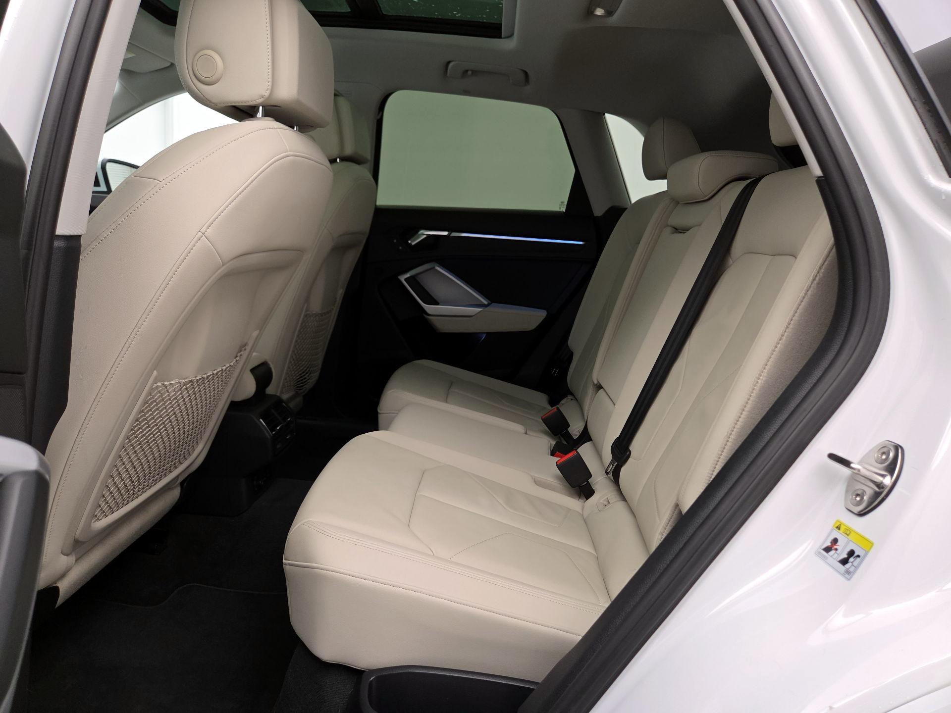 Thumbnail: 2021 Audi Q3 - 20