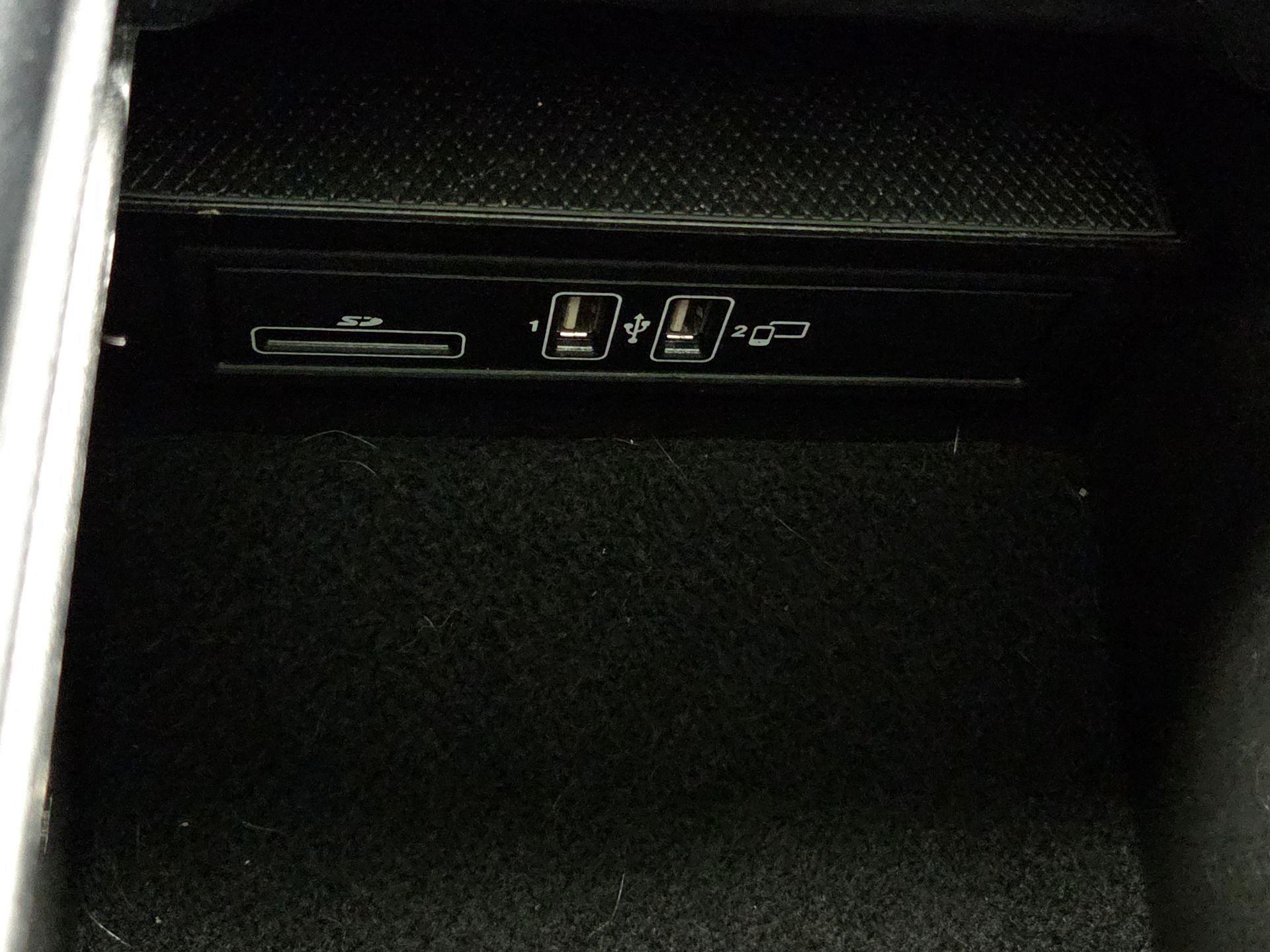 Thumbnail: 2021 Mercedes-Benz C-Class - 18