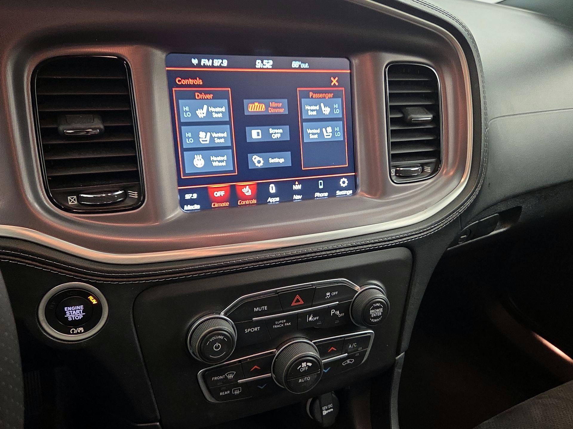 Thumbnail: 2022 Dodge Charger - 17