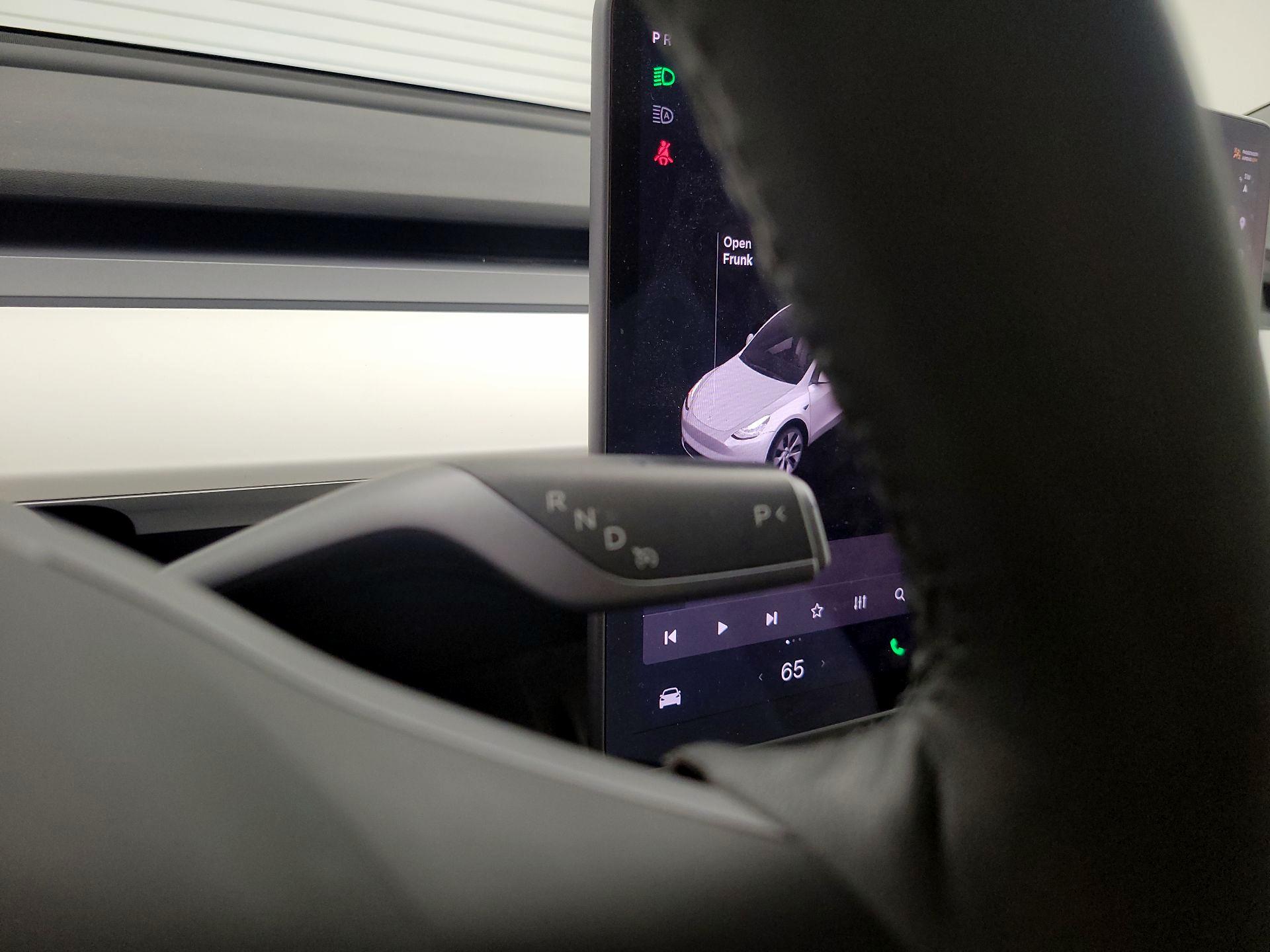 Thumbnail: 2021 Tesla Model Y - 17