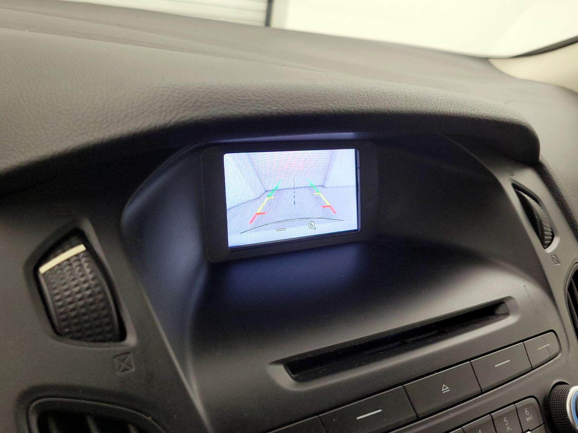 Thumbnail: 2017 Ford Focus - 14