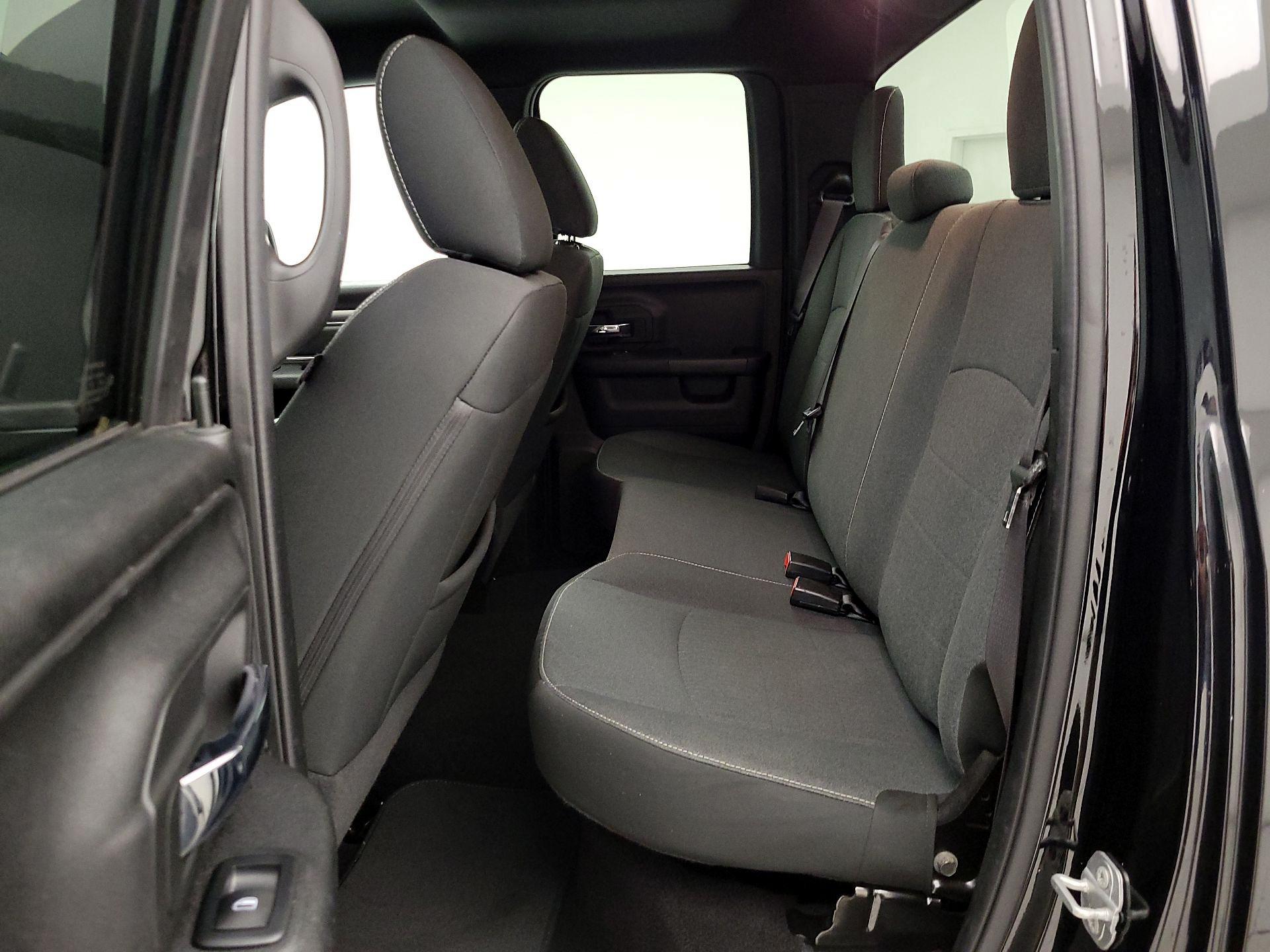 Thumbnail: 2022 RAM 1500 Classic - 19