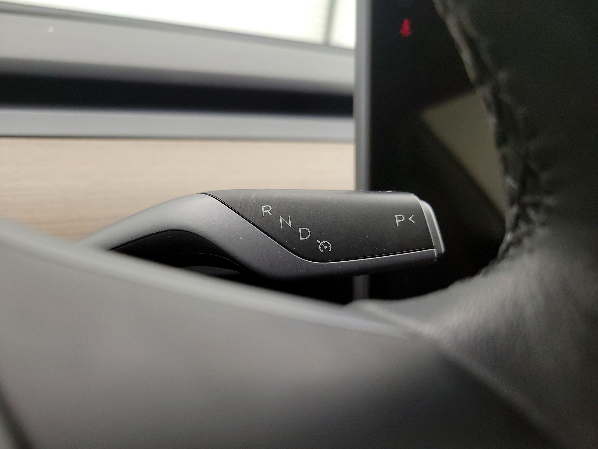 Thumbnail: 2023 Tesla Model 3 - 17