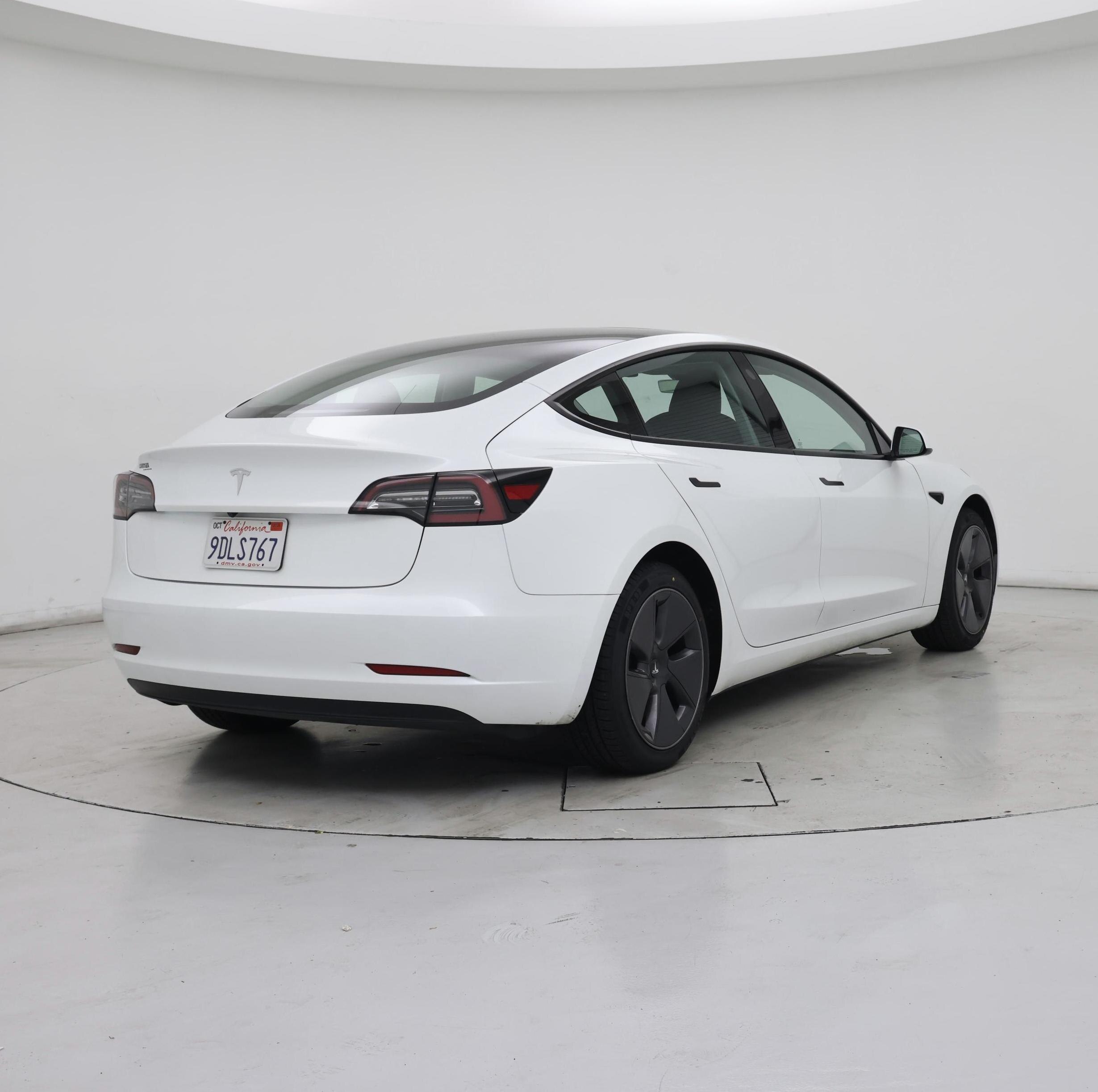 Thumbnail: 2023 Tesla Model 3 - 8