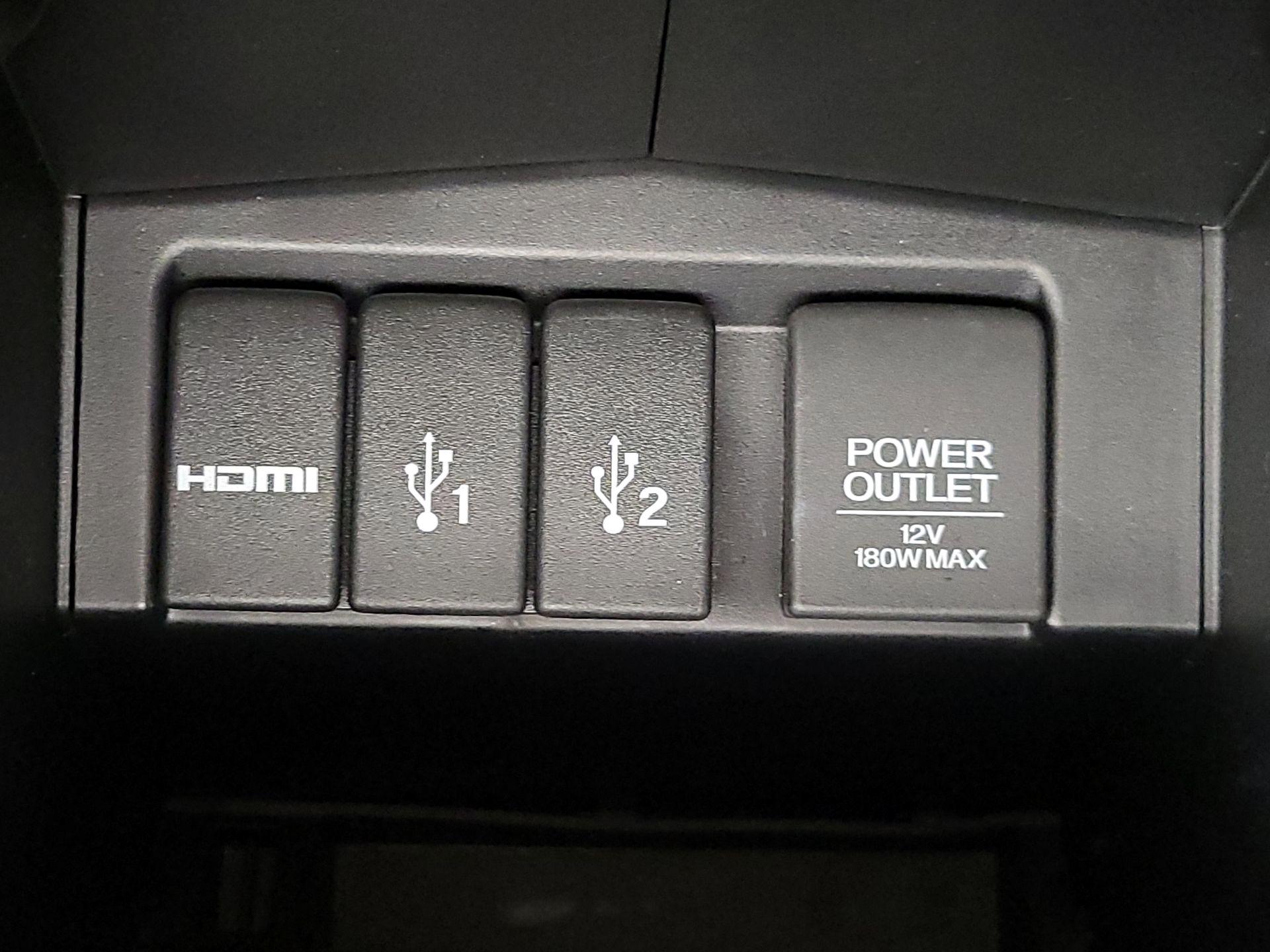 Thumbnail: 2015 Honda CR-V - 18