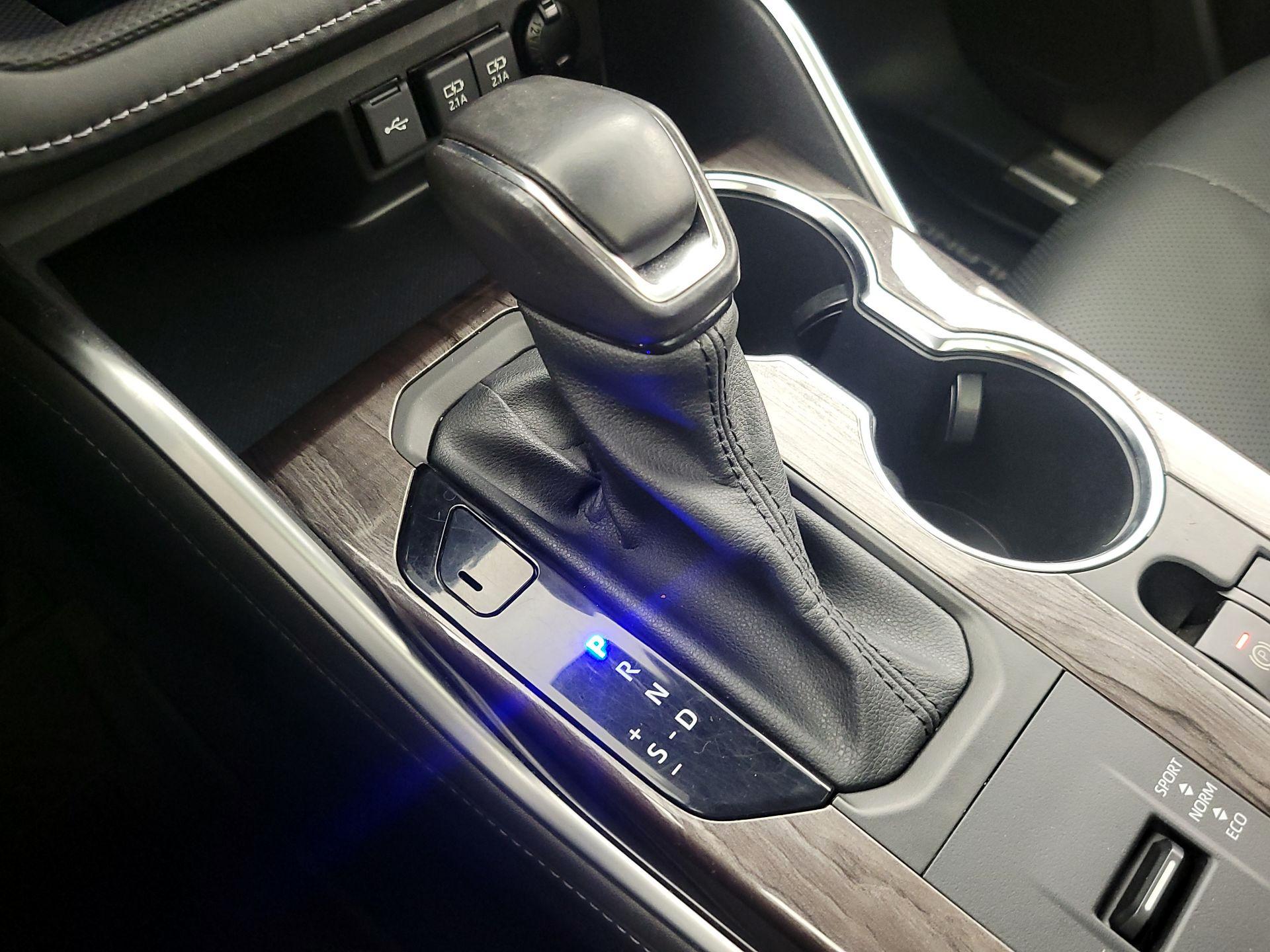 Thumbnail: 2021 Toyota Highlander - 18