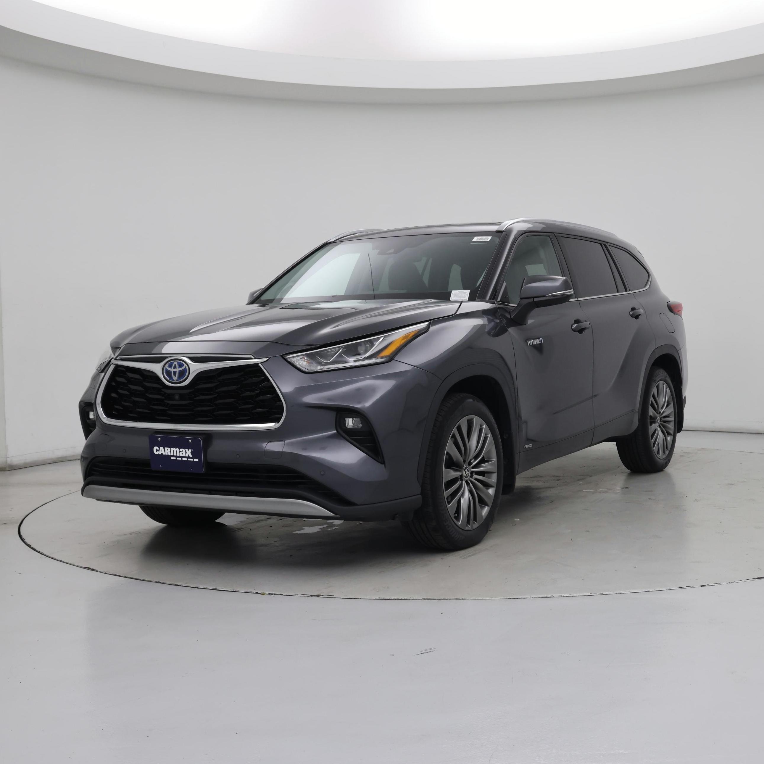 Thumbnail: 2021 Toyota Highlander - 4
