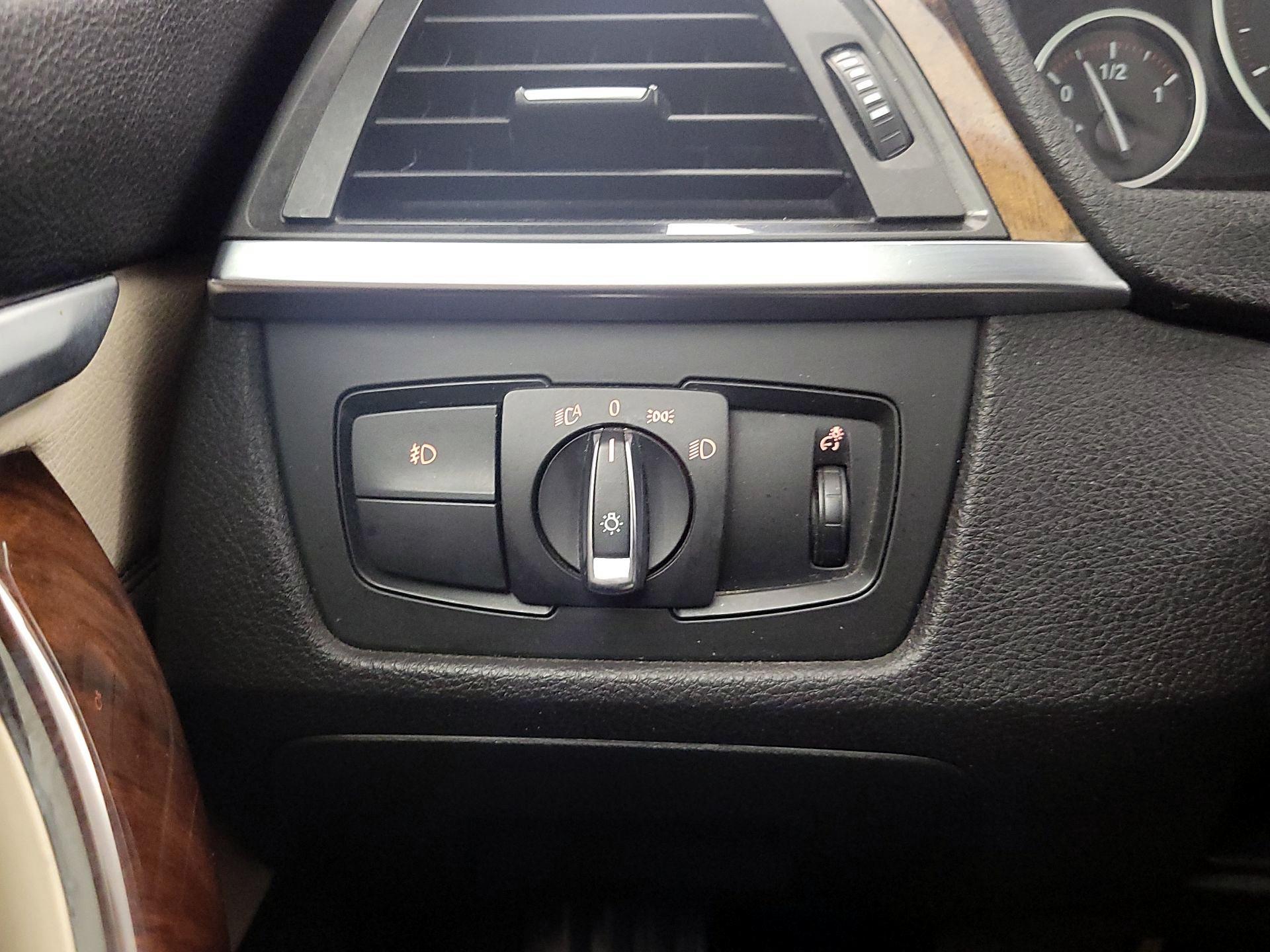 Thumbnail: 2016 BMW 4 Series - 13