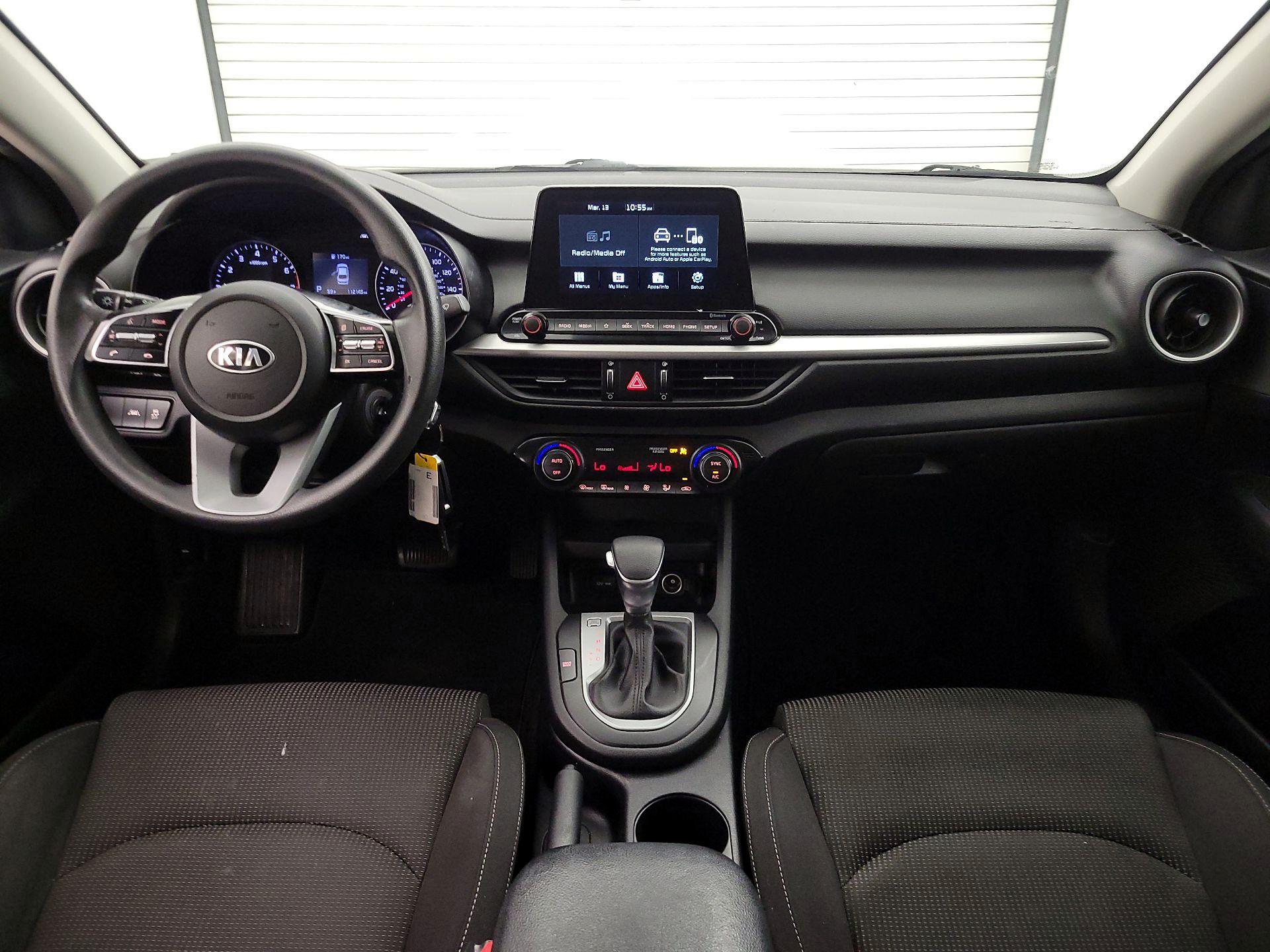 Thumbnail: 2019 Kia Forte - 9