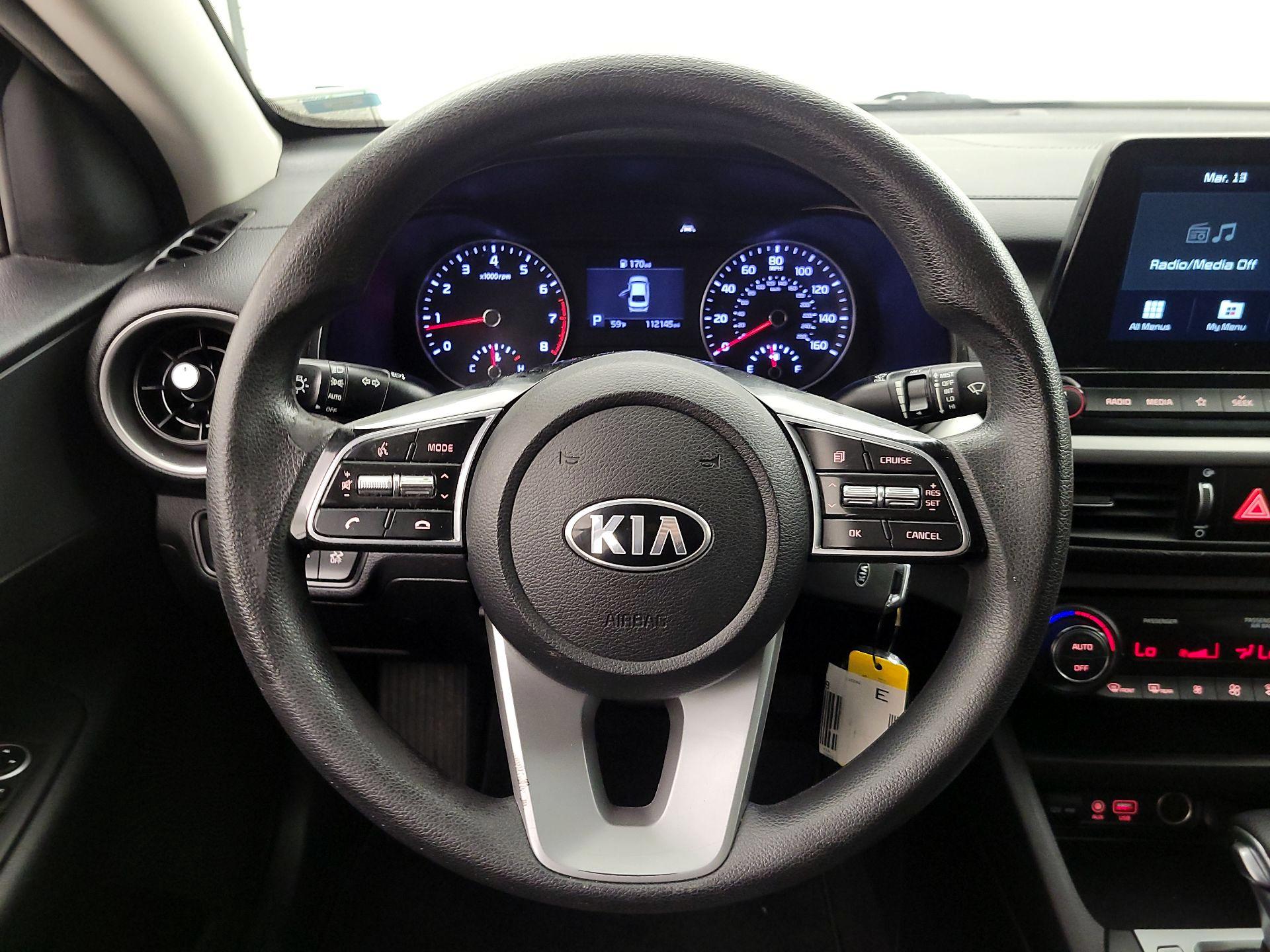 Thumbnail: 2019 Kia Forte - 10